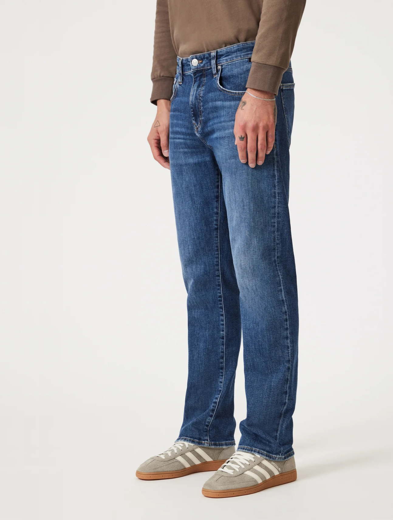 Zach Straight Leg