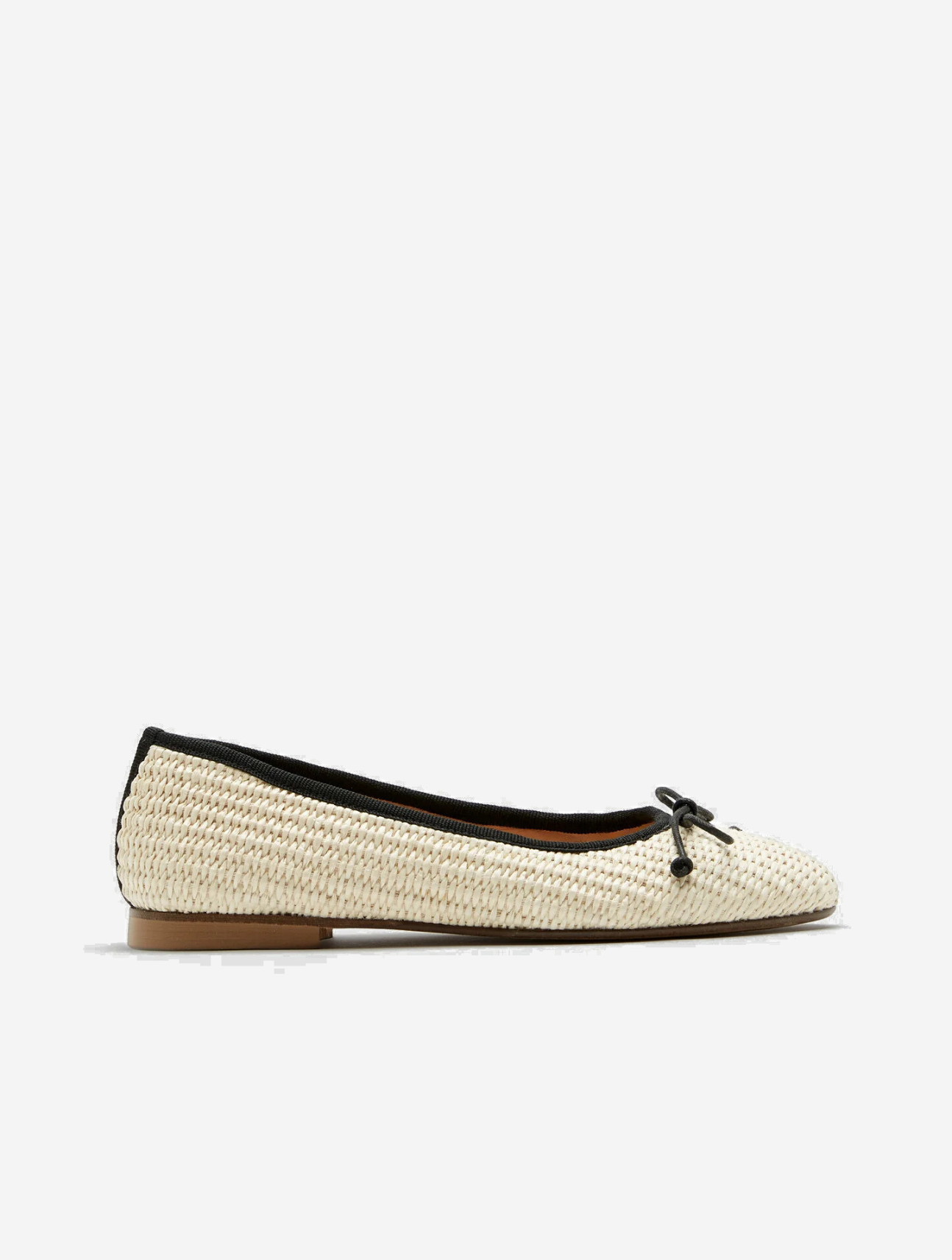 Elle Flats