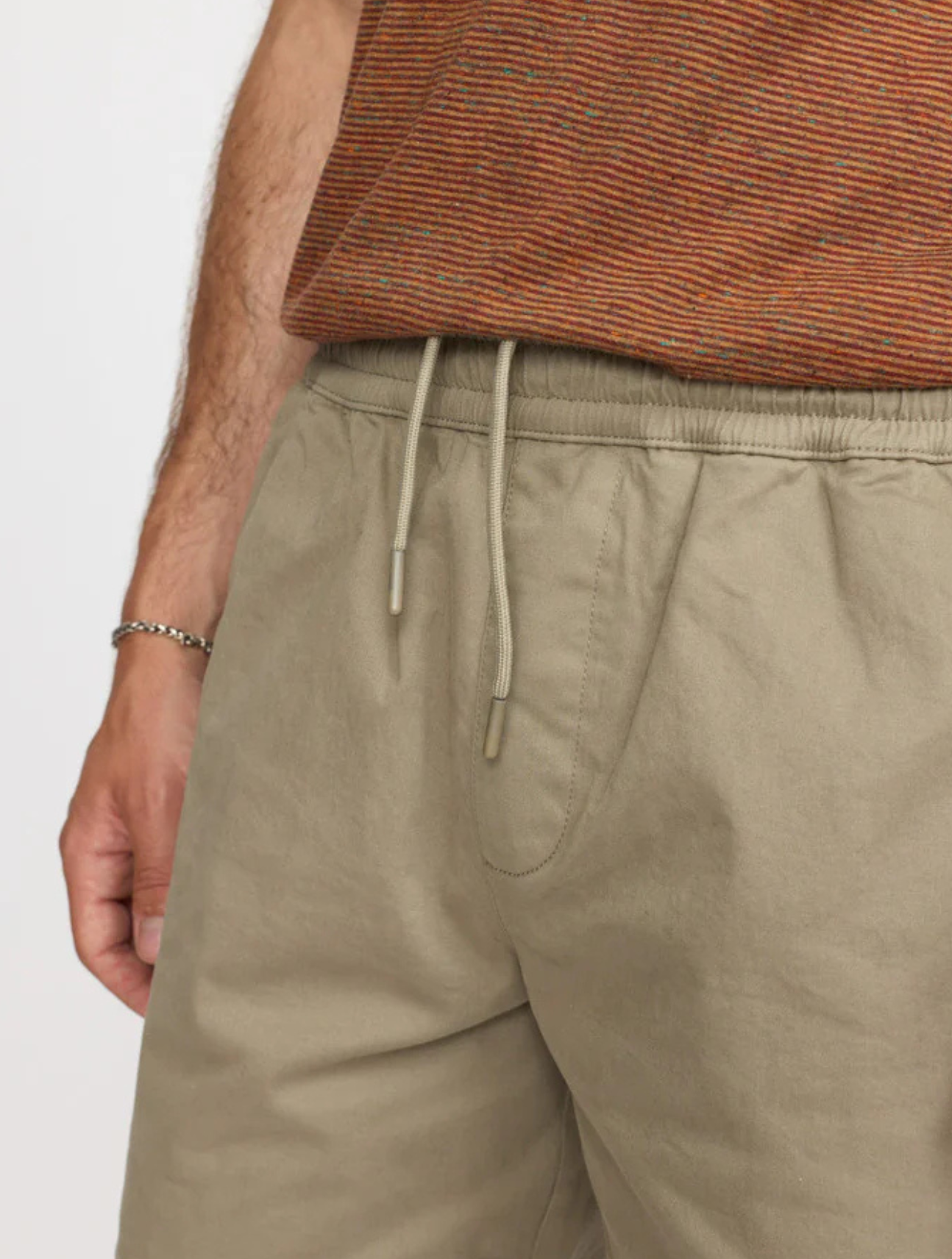 4038 Shorts