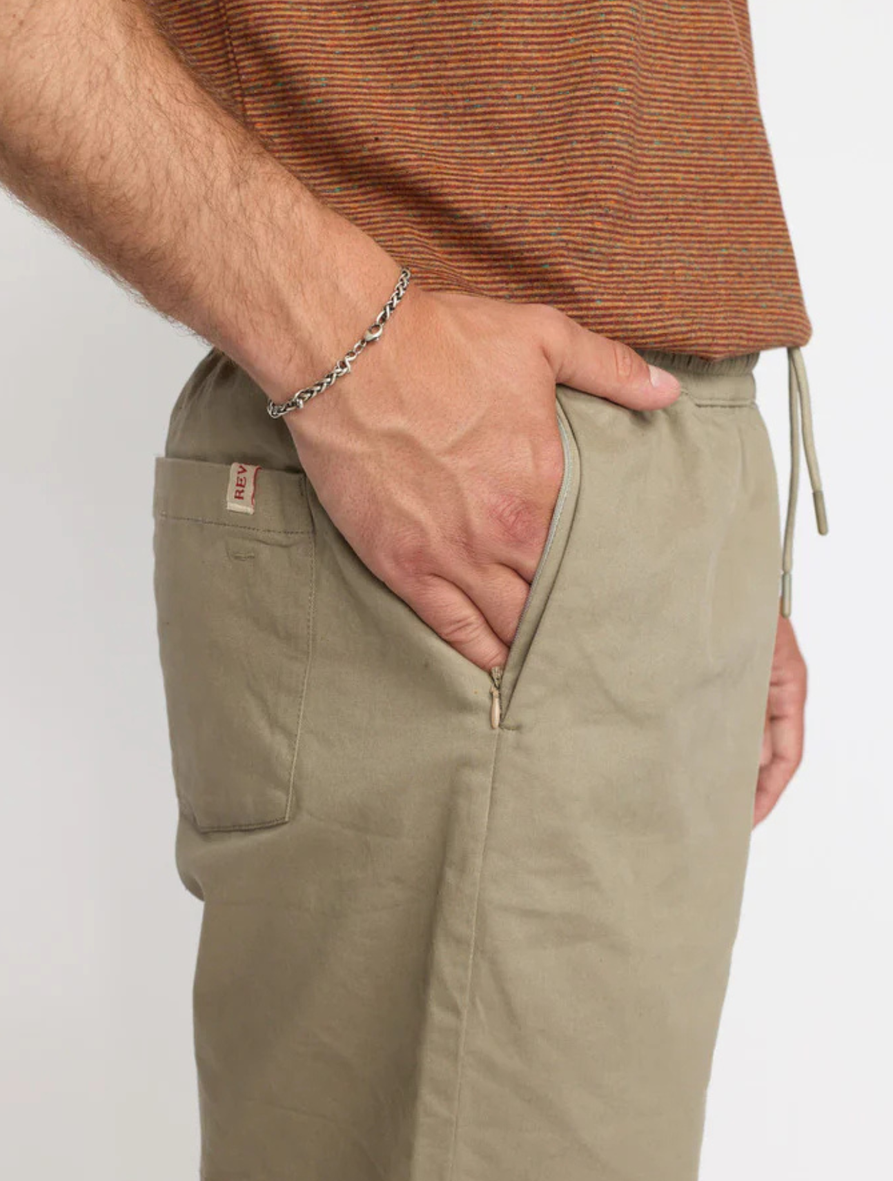 4038 Shorts