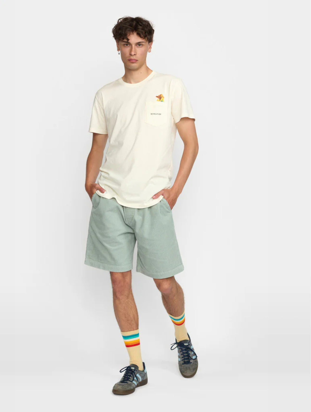 4053 Shorts