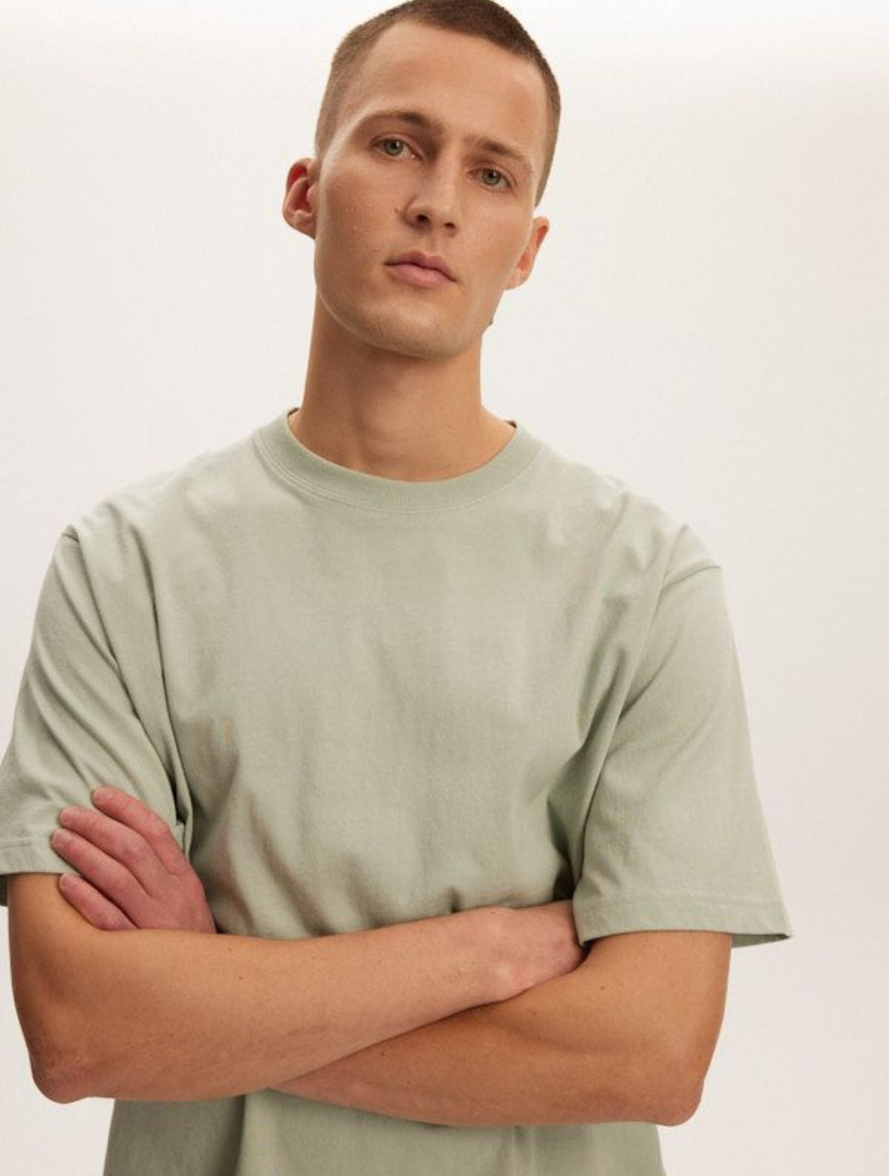 Eazy Box Tee