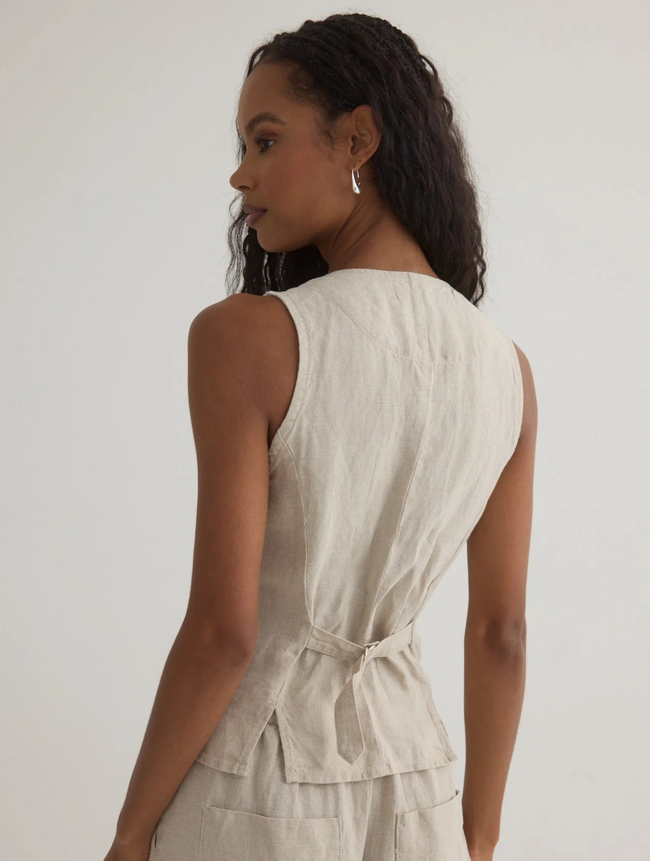 Scoop Neck Vest