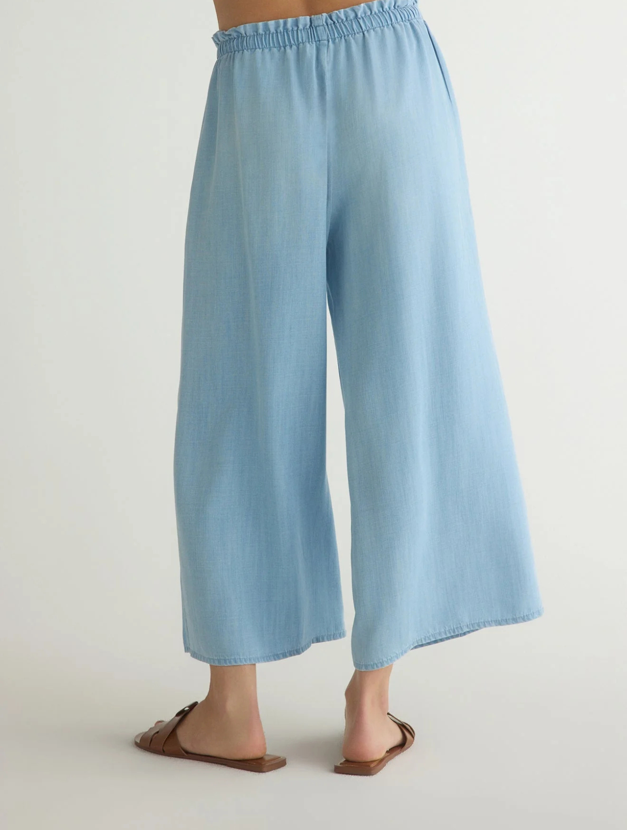 Ruffle Waist Wide Leg Crop