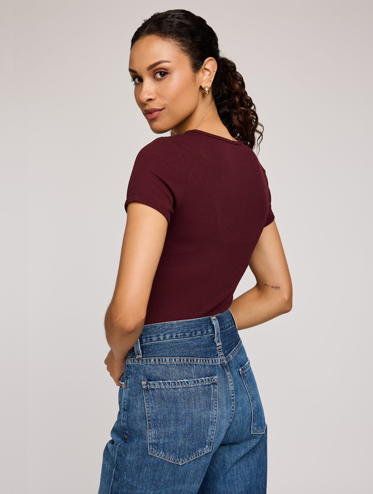 Shania Tee
