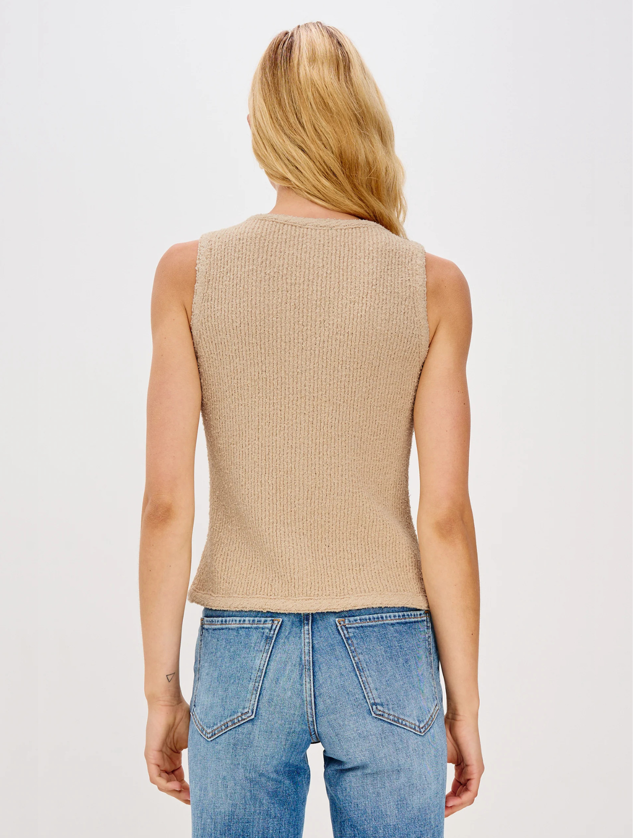 Sade Vest