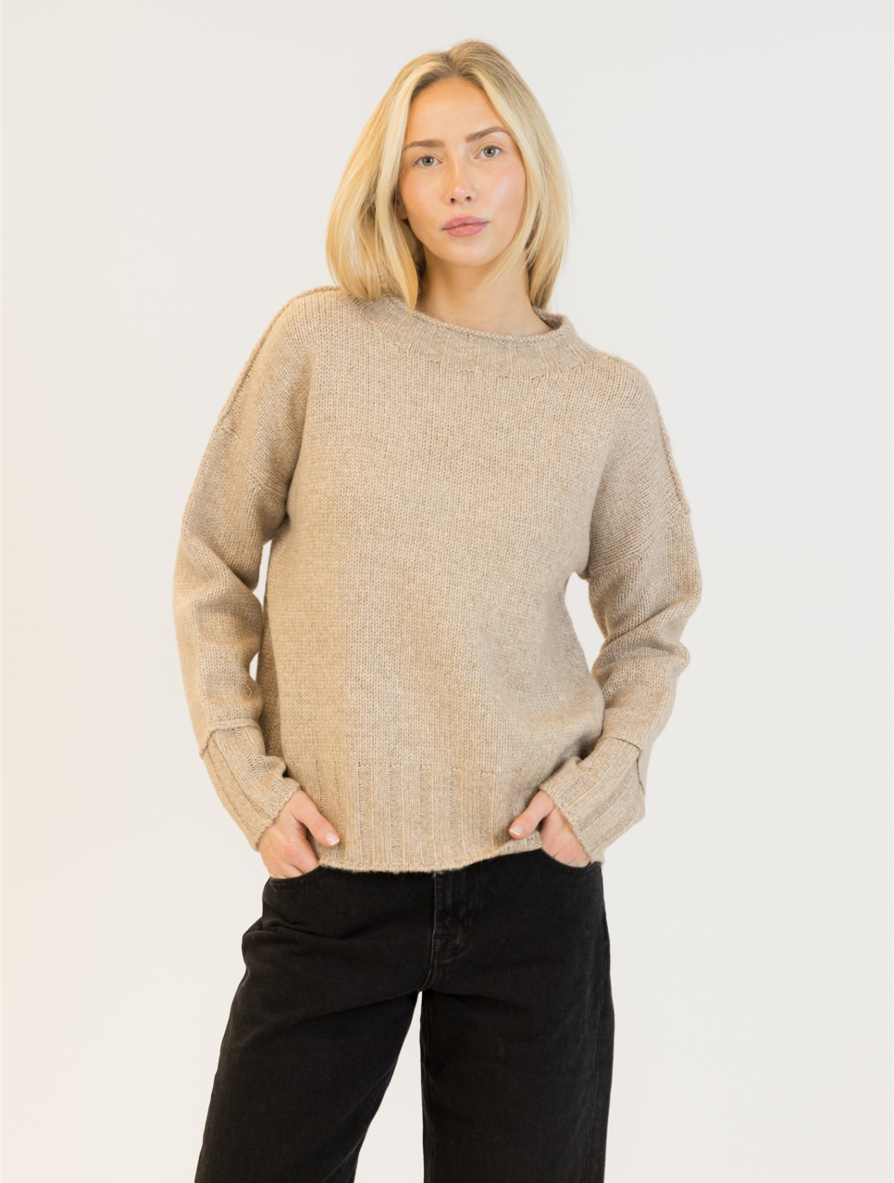 Tanya Pullover