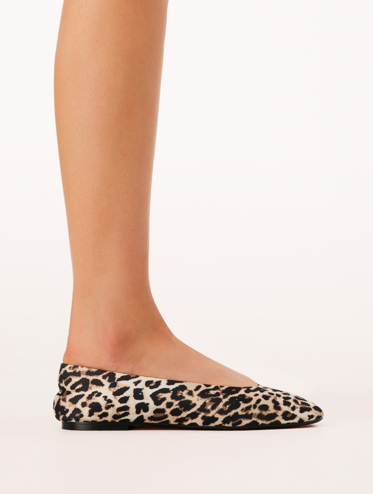Suzie Flats
