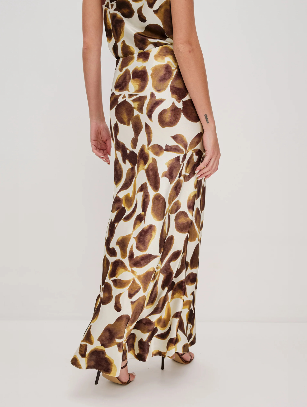Romina Skirt