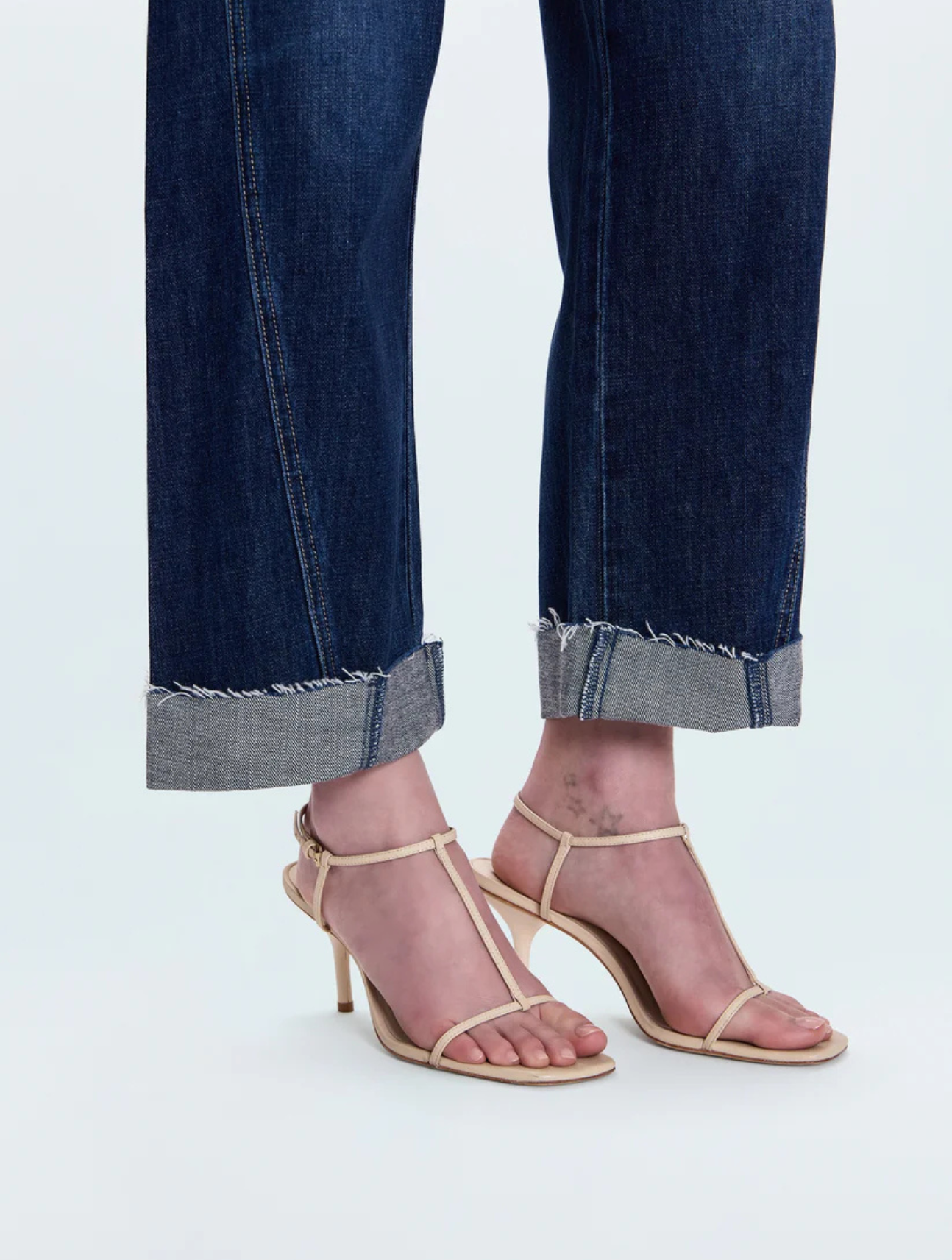 Kacey Mid Rise Cuffed Straight