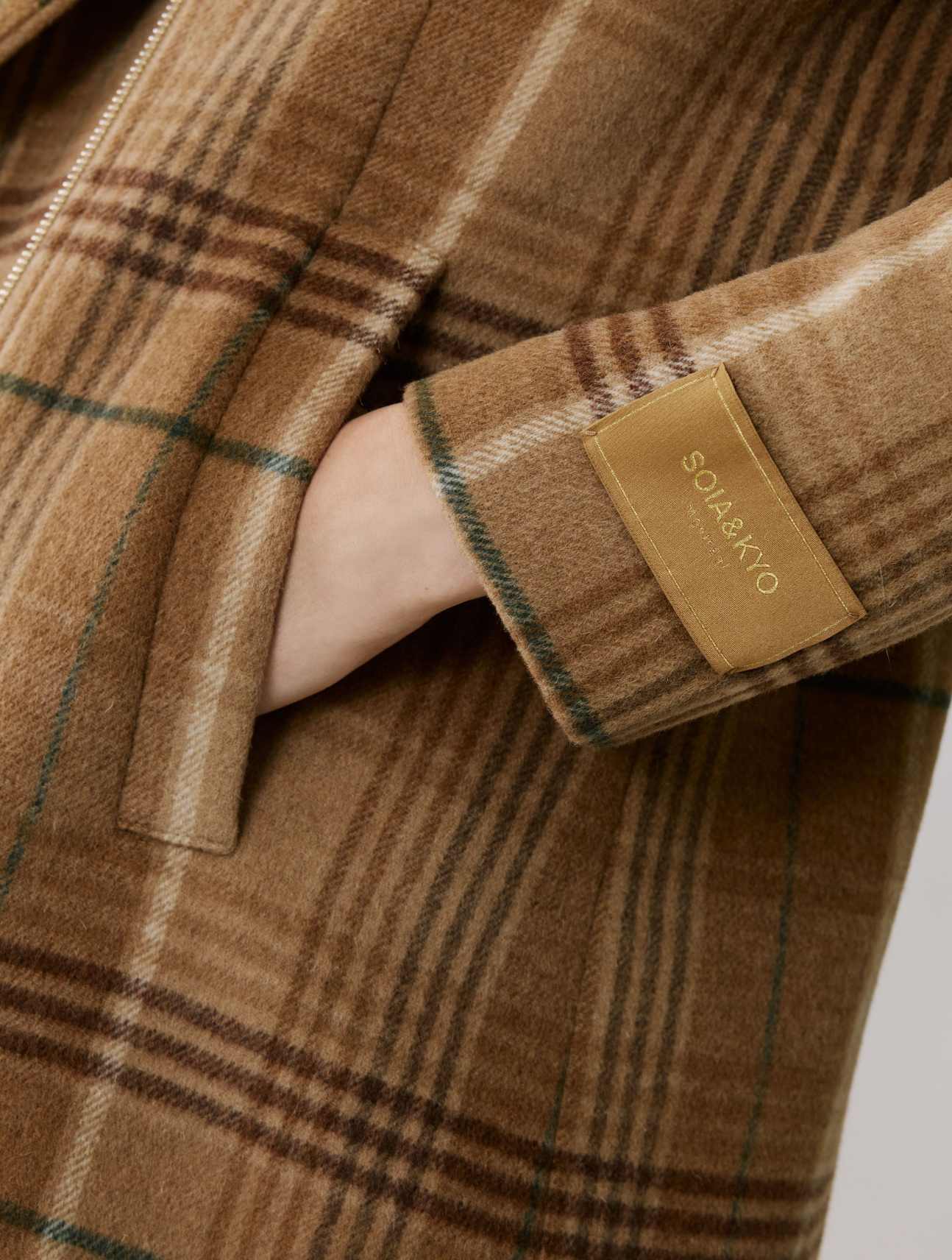 Kiana-P Wool Coat