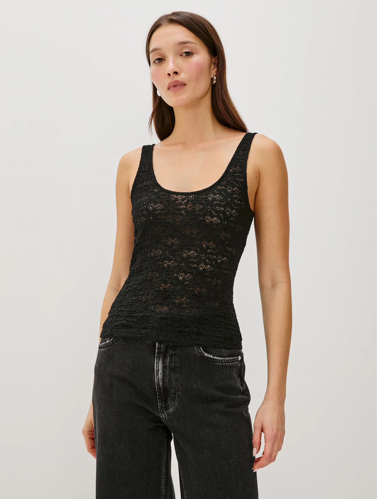 Donya Top