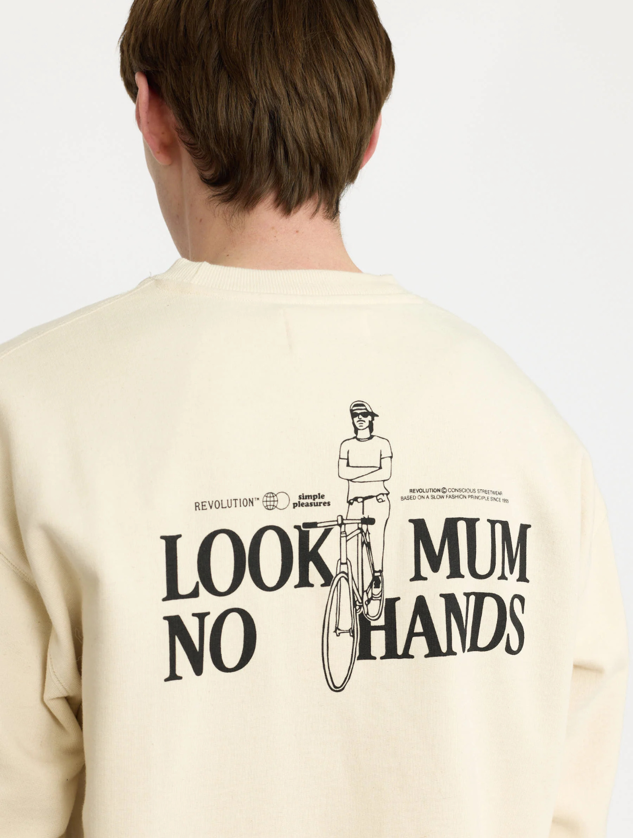 2793 MUM Crewneck