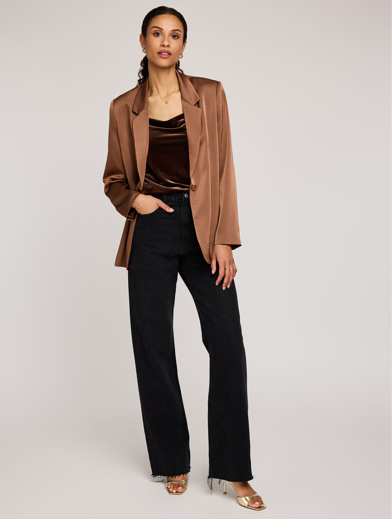 Dione Blazer