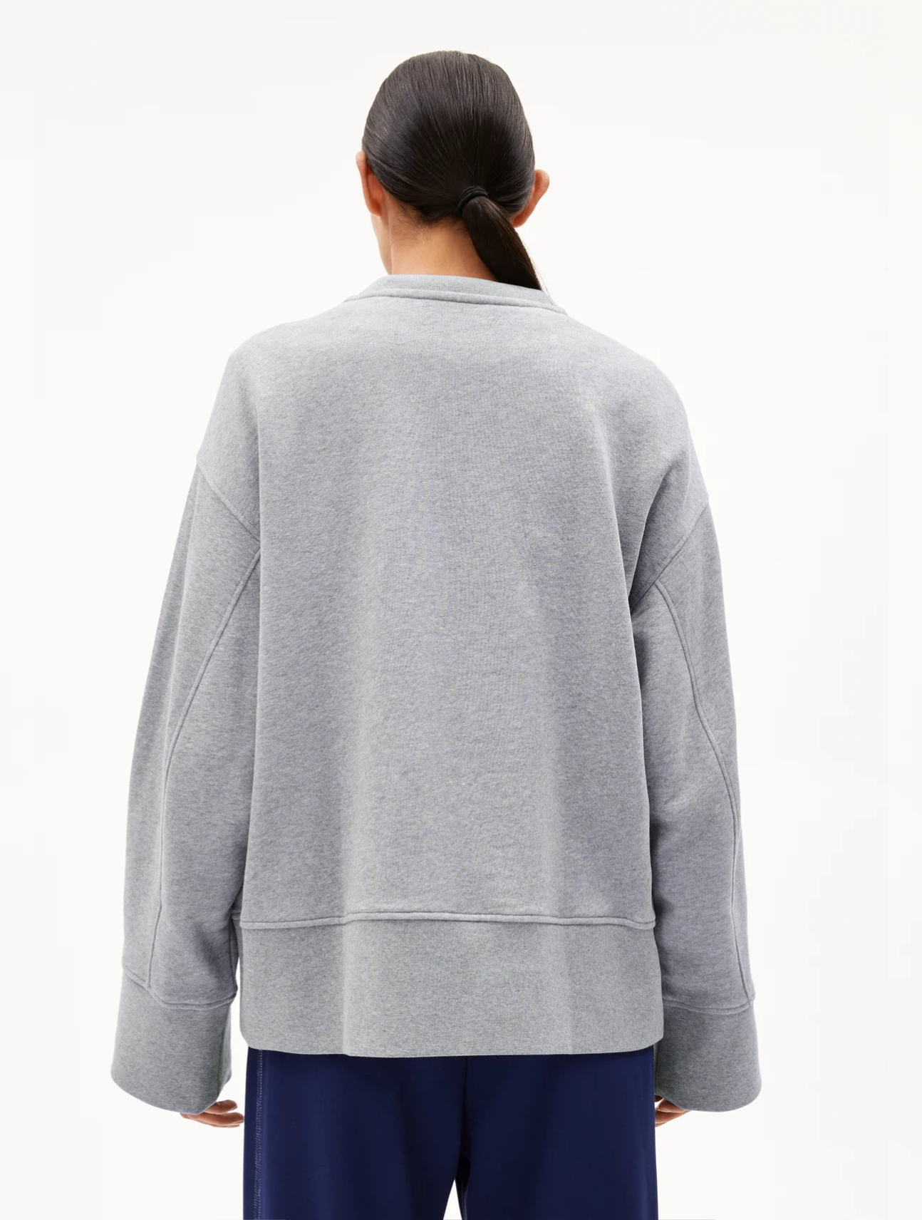 Anwaa Sweatshirt