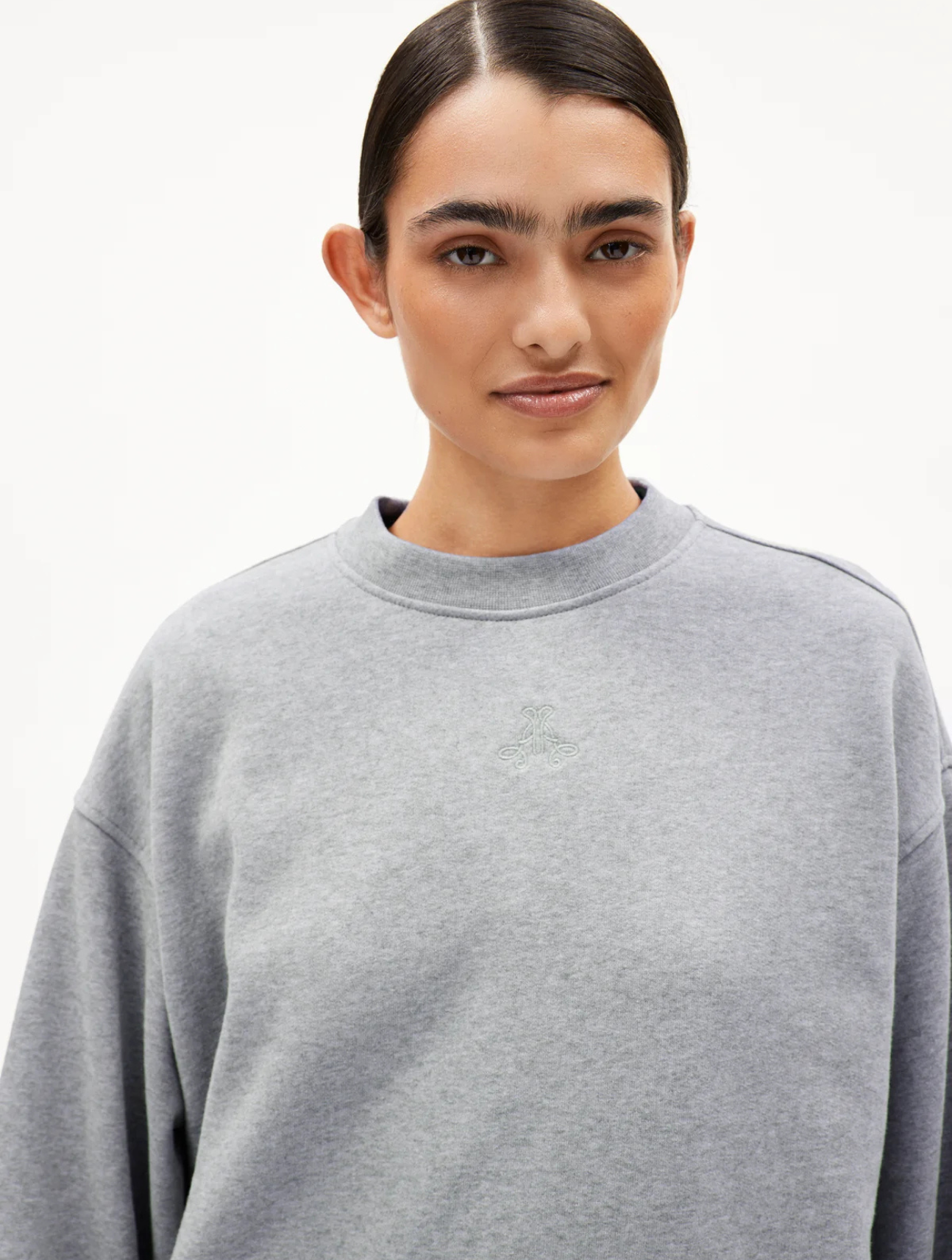 Anwaa Sweatshirt