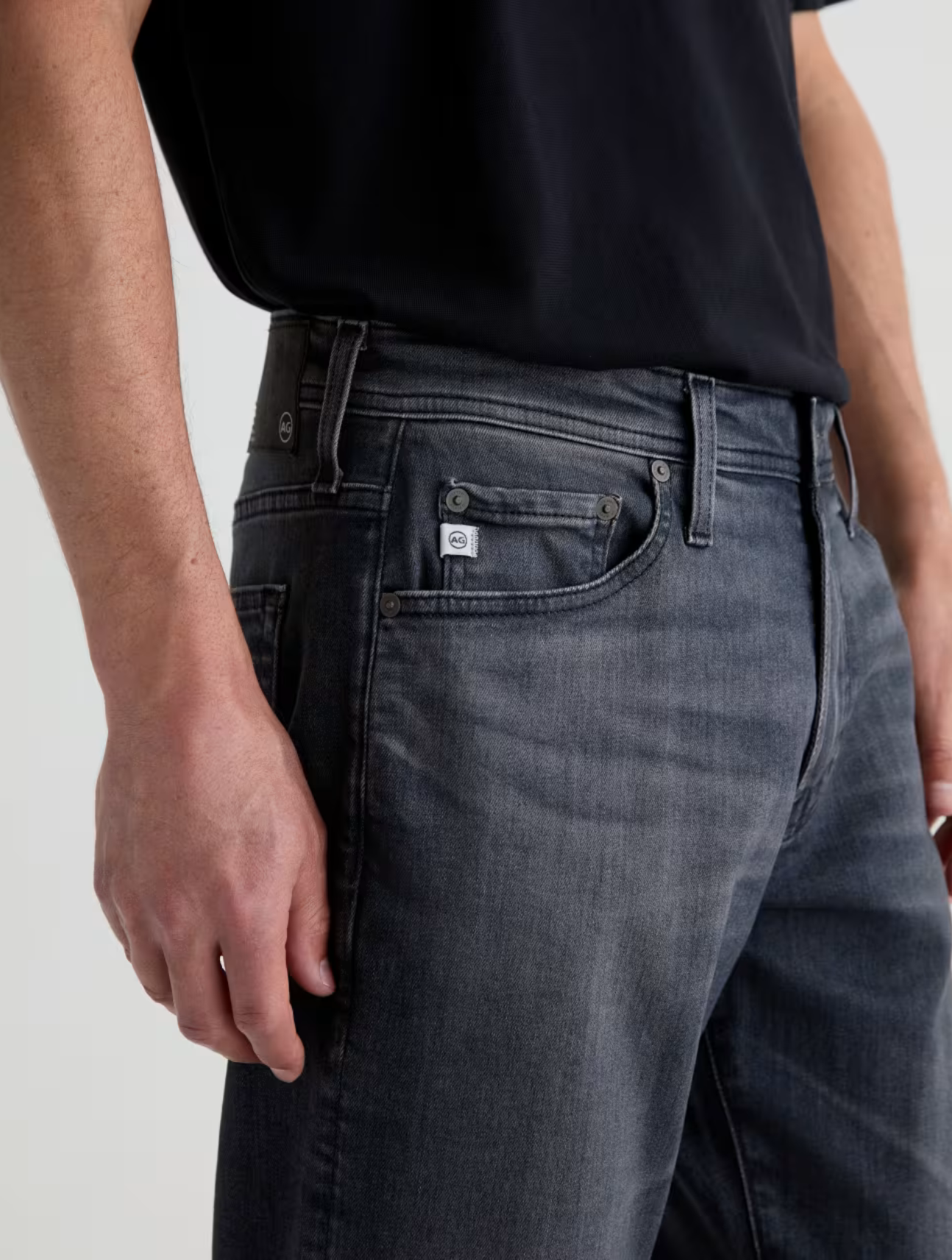 Everett Slim Straight