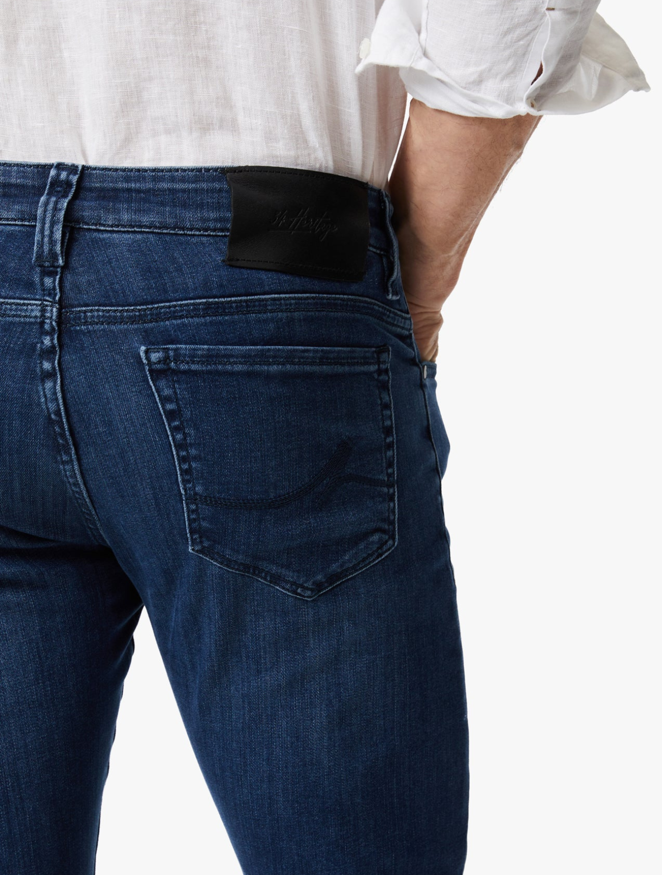 Cool Tapered Leg Jeans