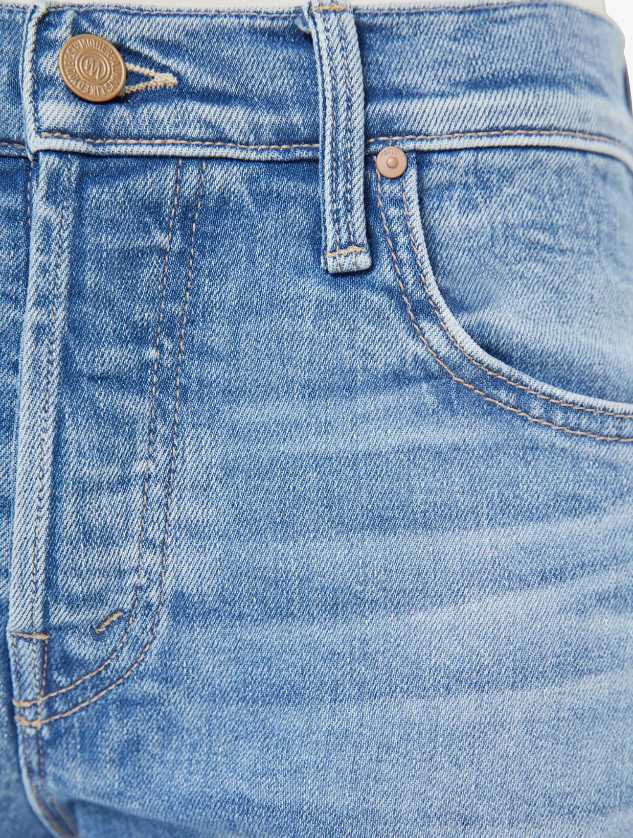 The Mid Rise Hiker Hoover