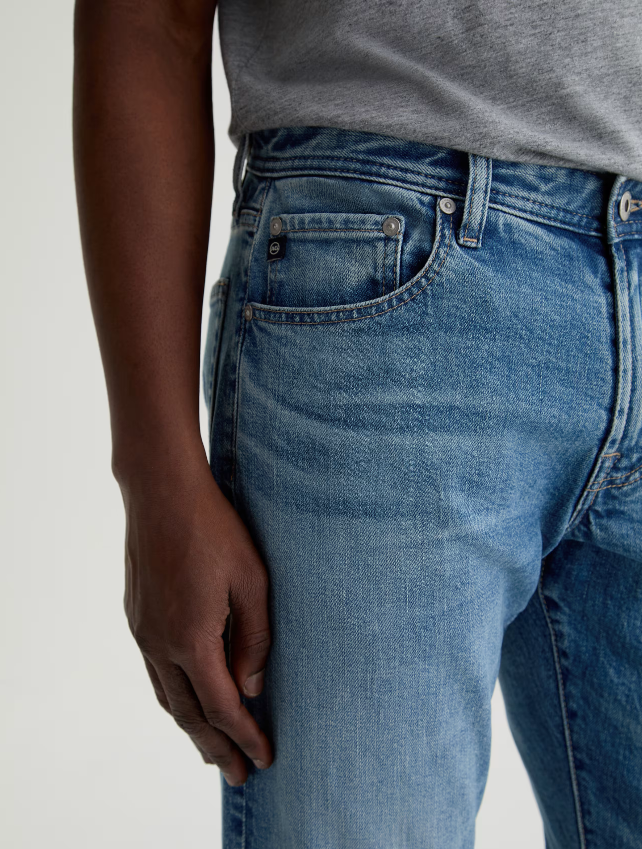 Everett Slim Straight