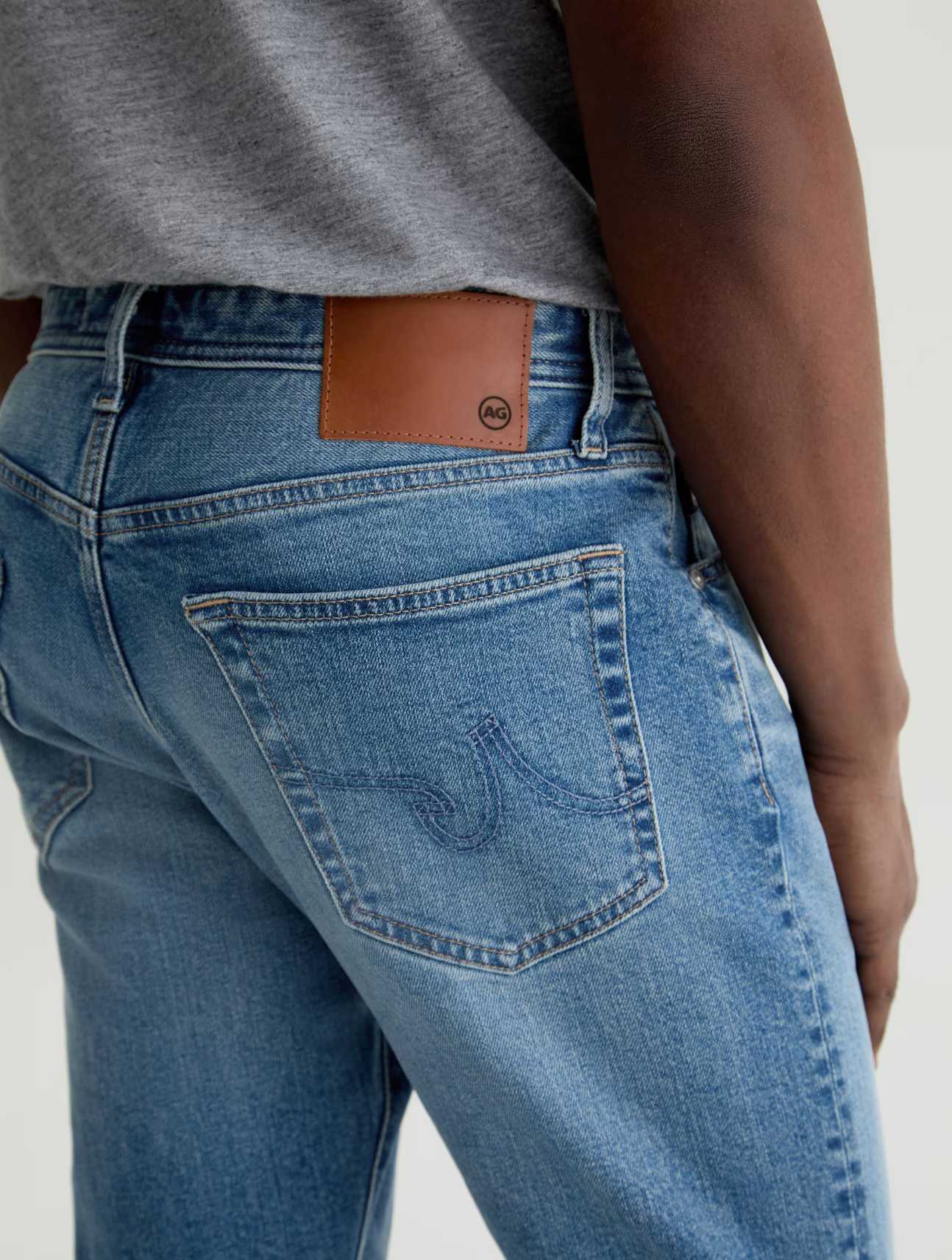 Everett Slim Straight