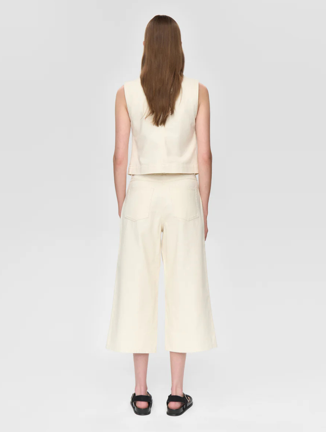 Alessia Vest