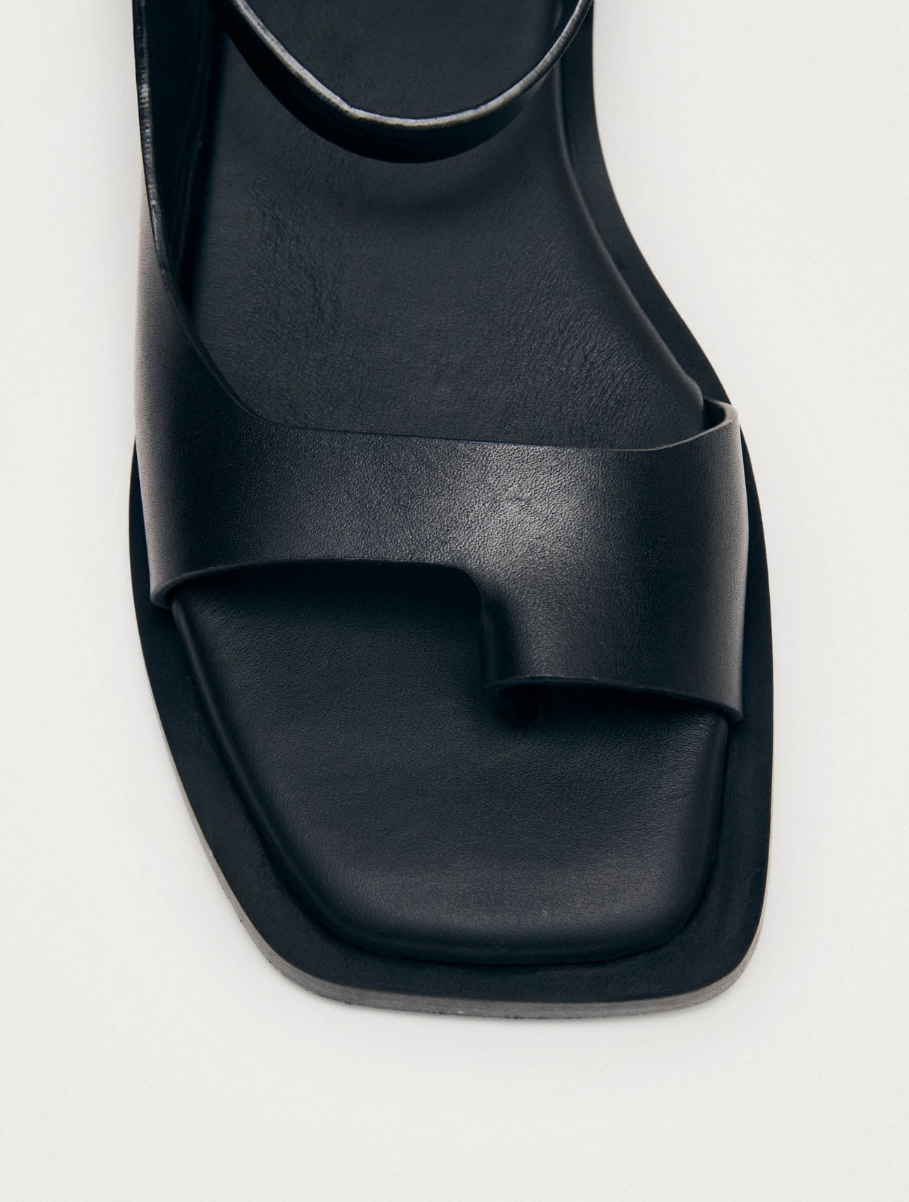 Tebas Leather Sandals