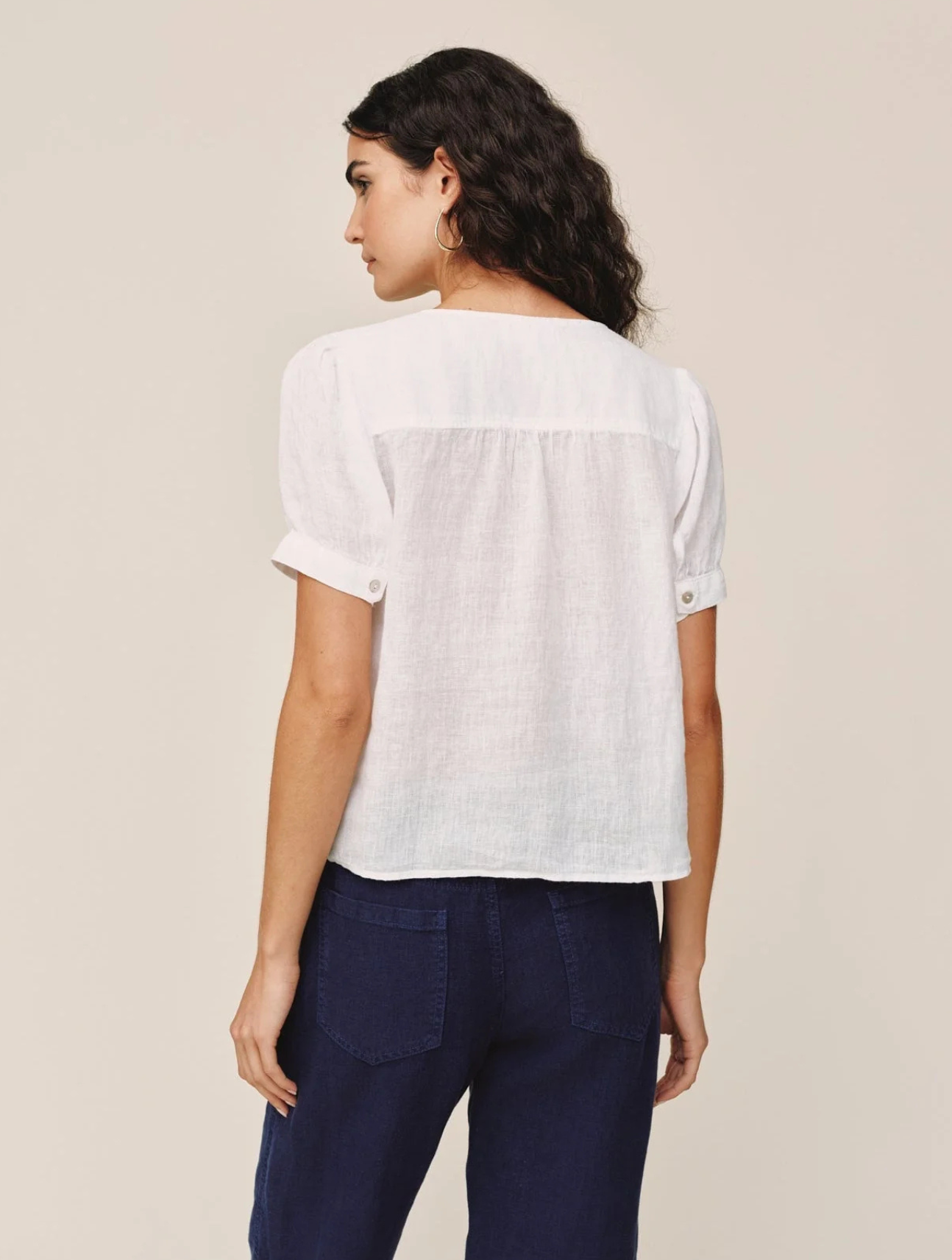 Short Sleeve Flowy Pullover Top