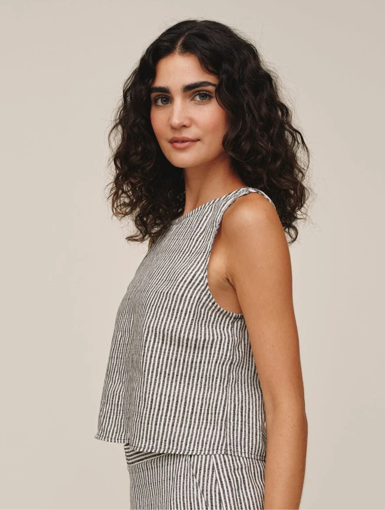 Sleeveless Boat Neck Tank