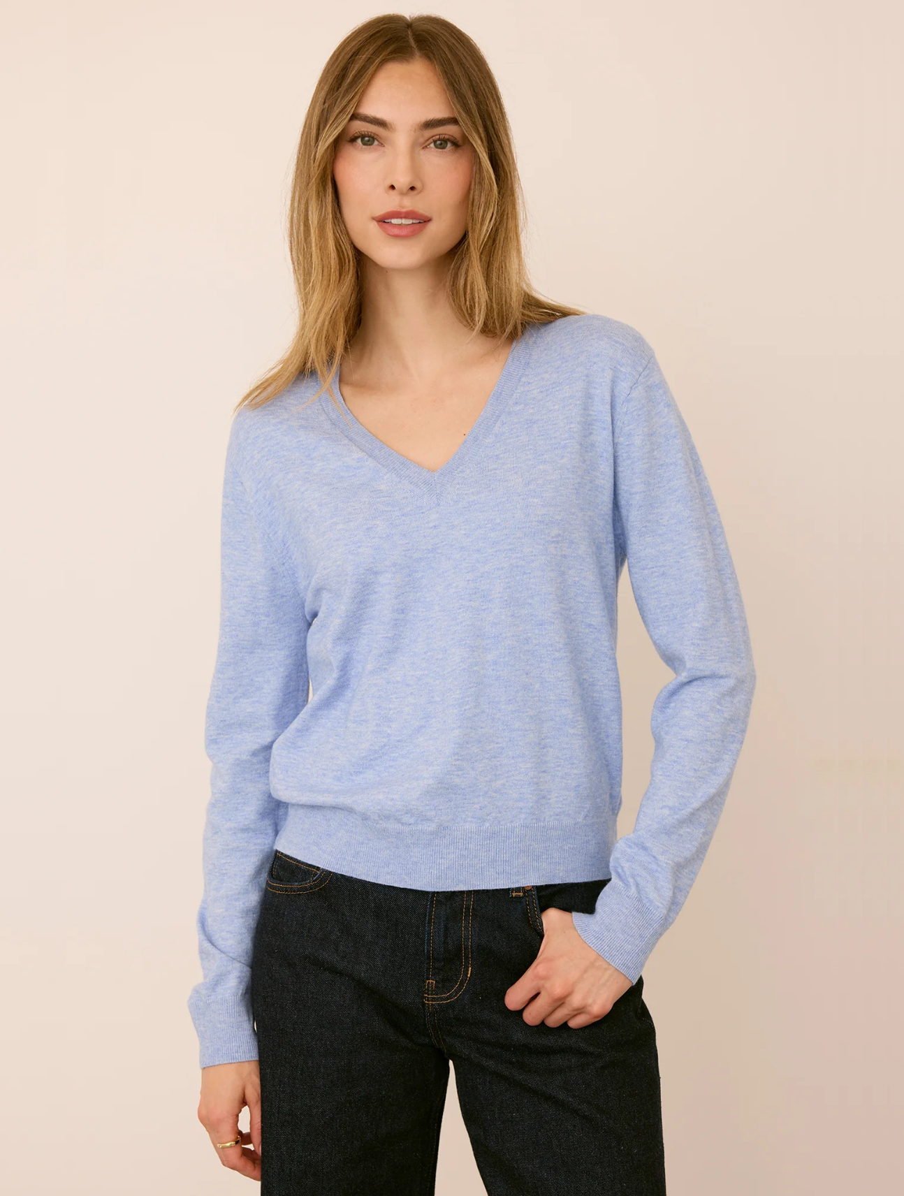 Carina V-Neck Pullover
