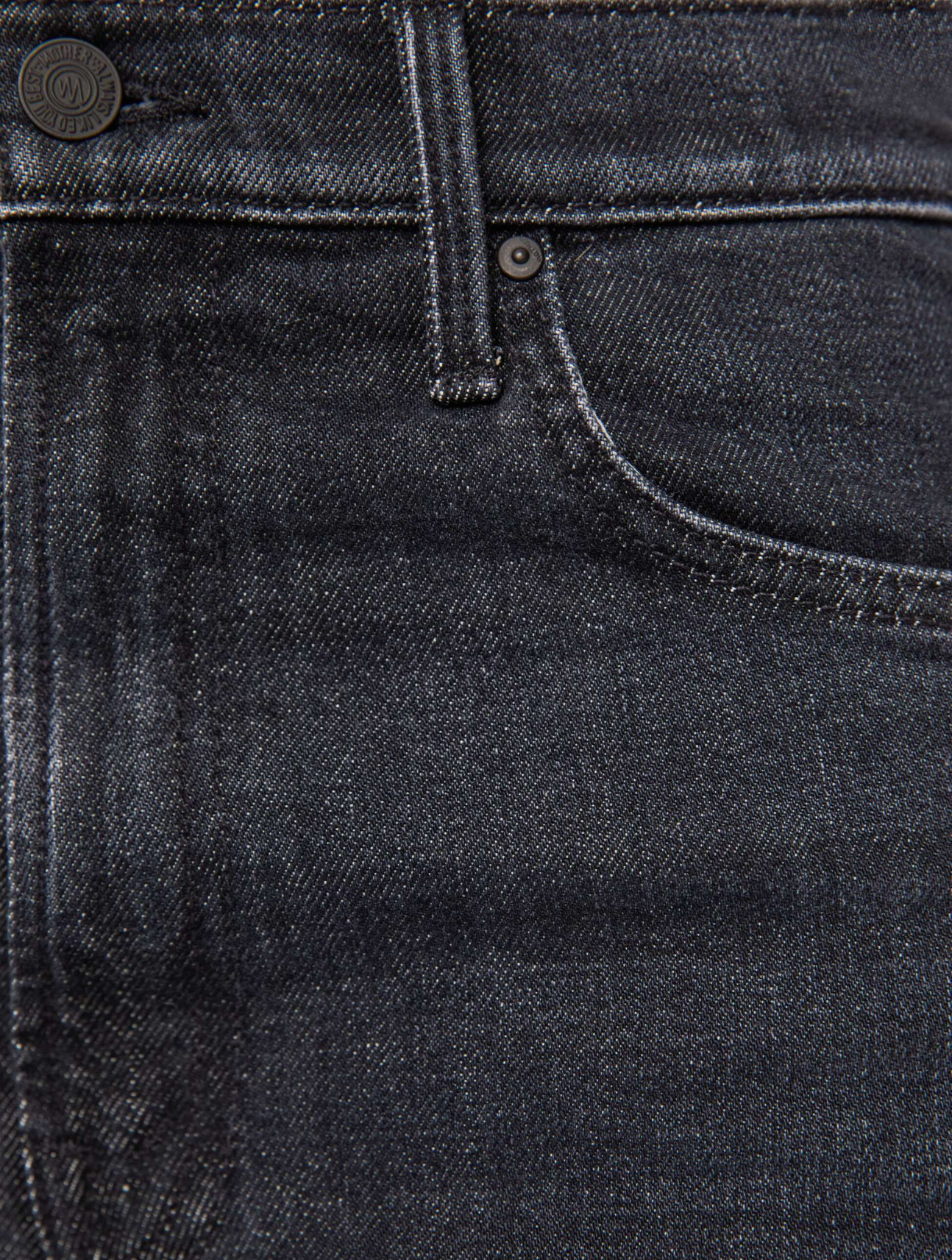 The Rambler Zip Sneak
