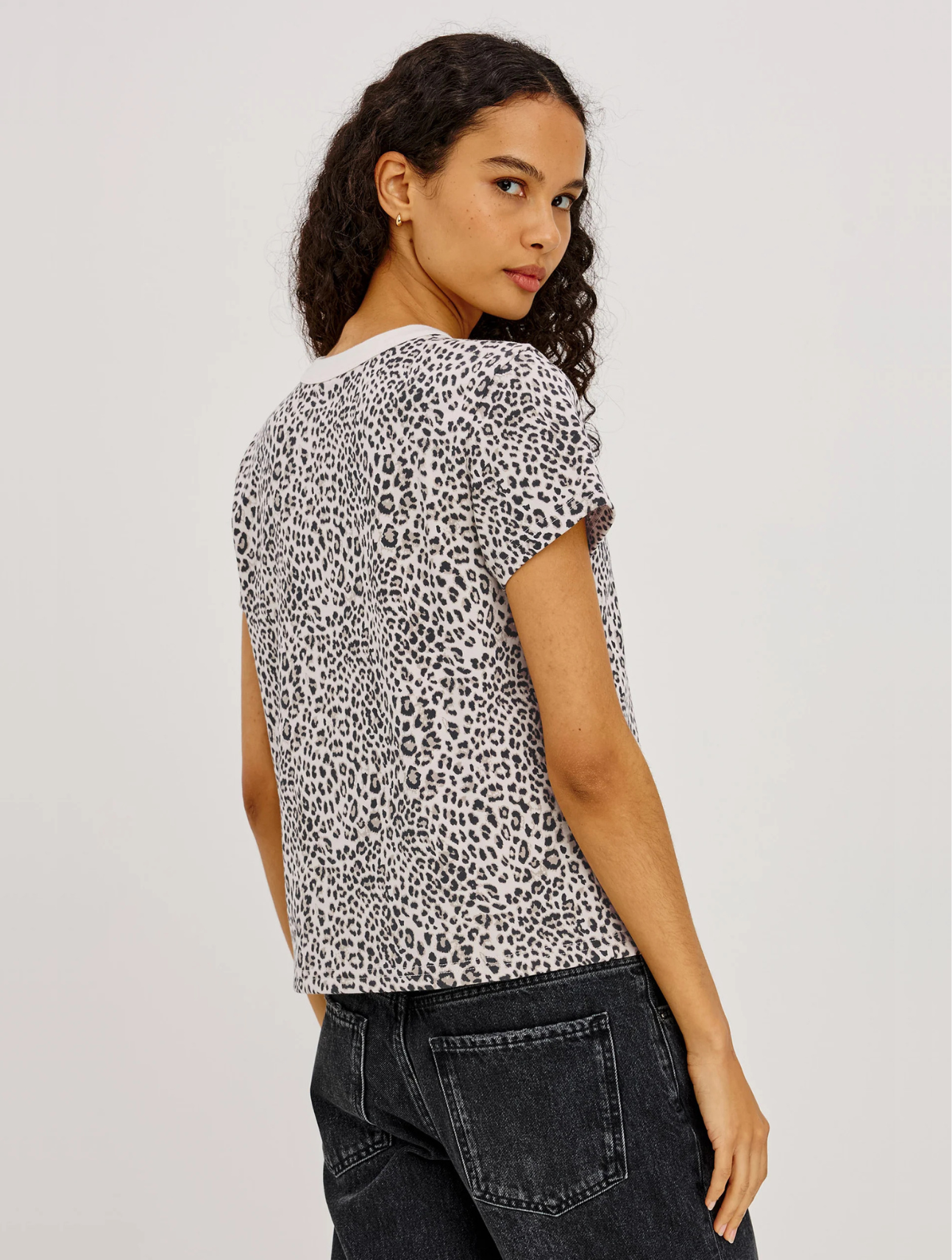 Girlfriend Tee