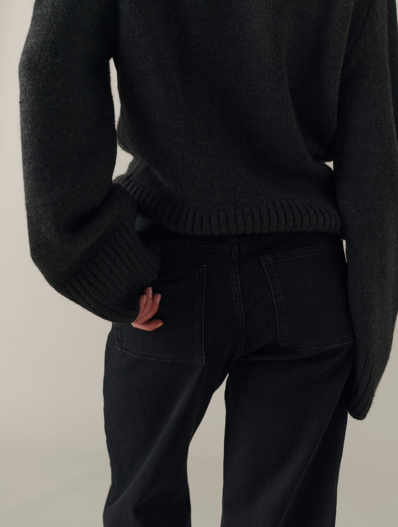 BNA Soft Curve Barrel Jeans