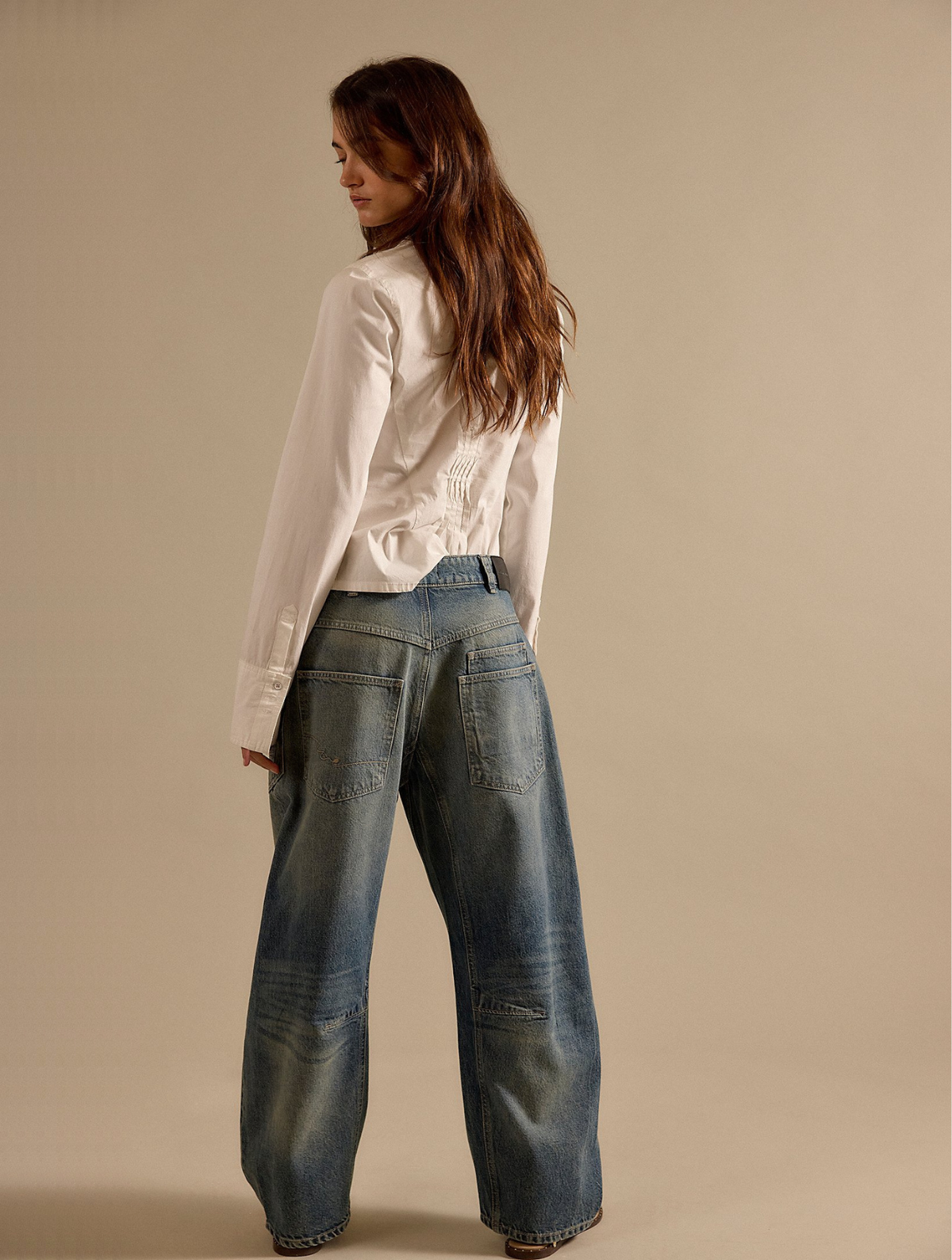 Minimalist Moxie Barrel Jeans