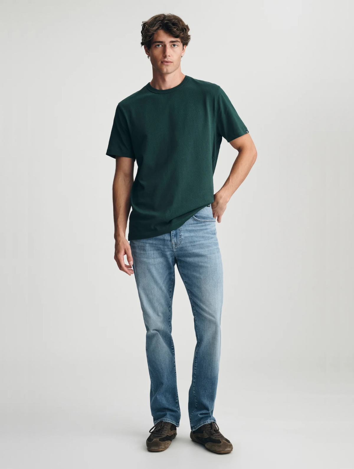 Zach Straight Leg Jeans