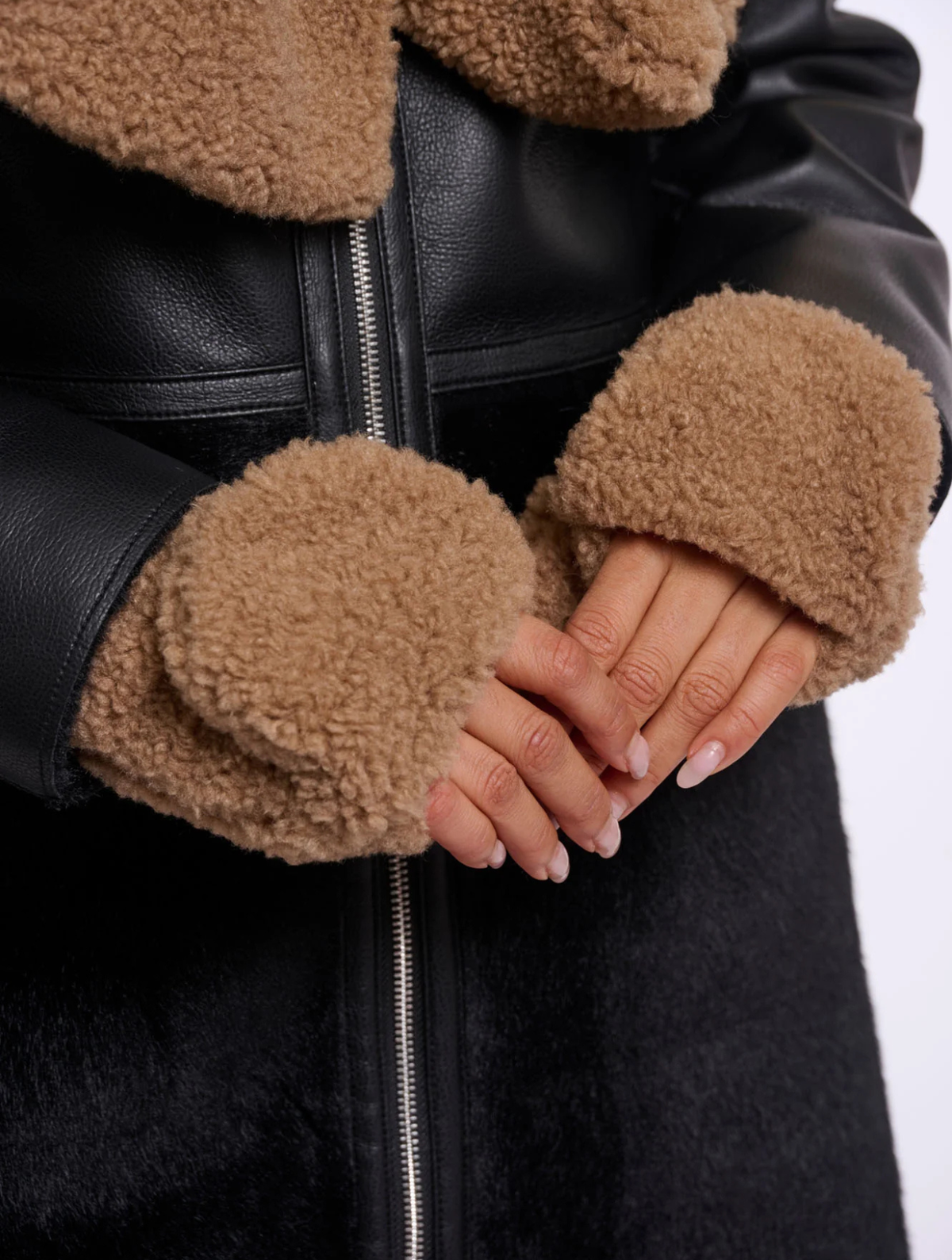 Aleida Teddy Gloves