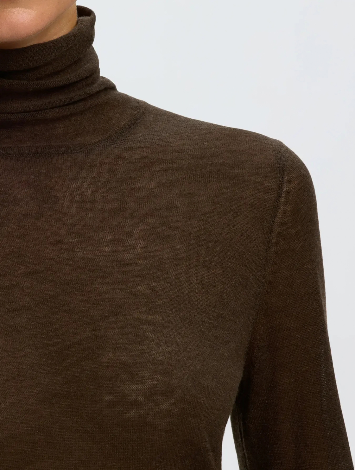 Vendy Merino Roll Neck Top
