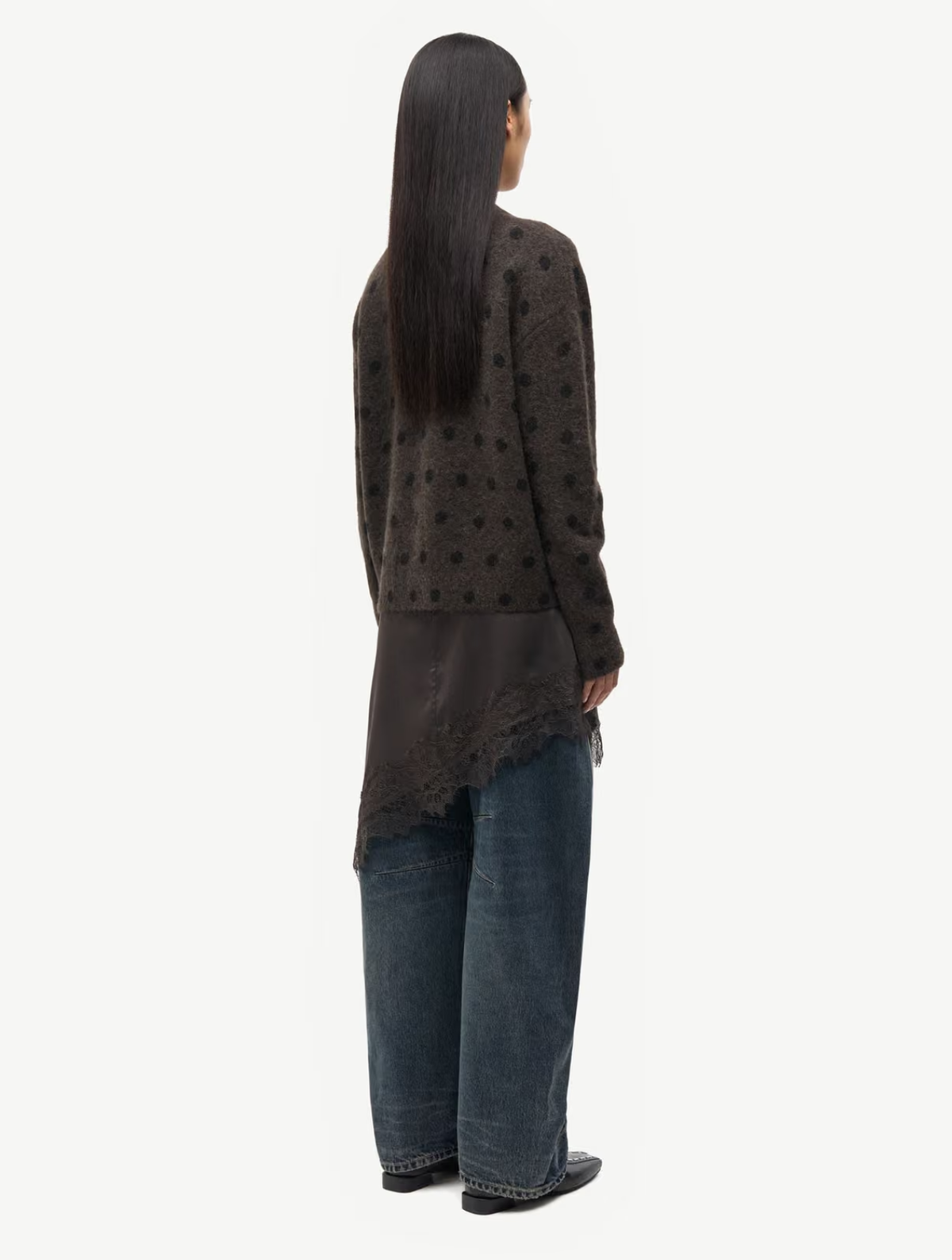 Anour O-N Sweater