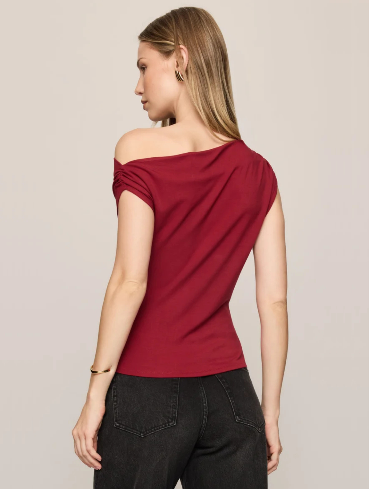 Timeless Asymmetrical Top