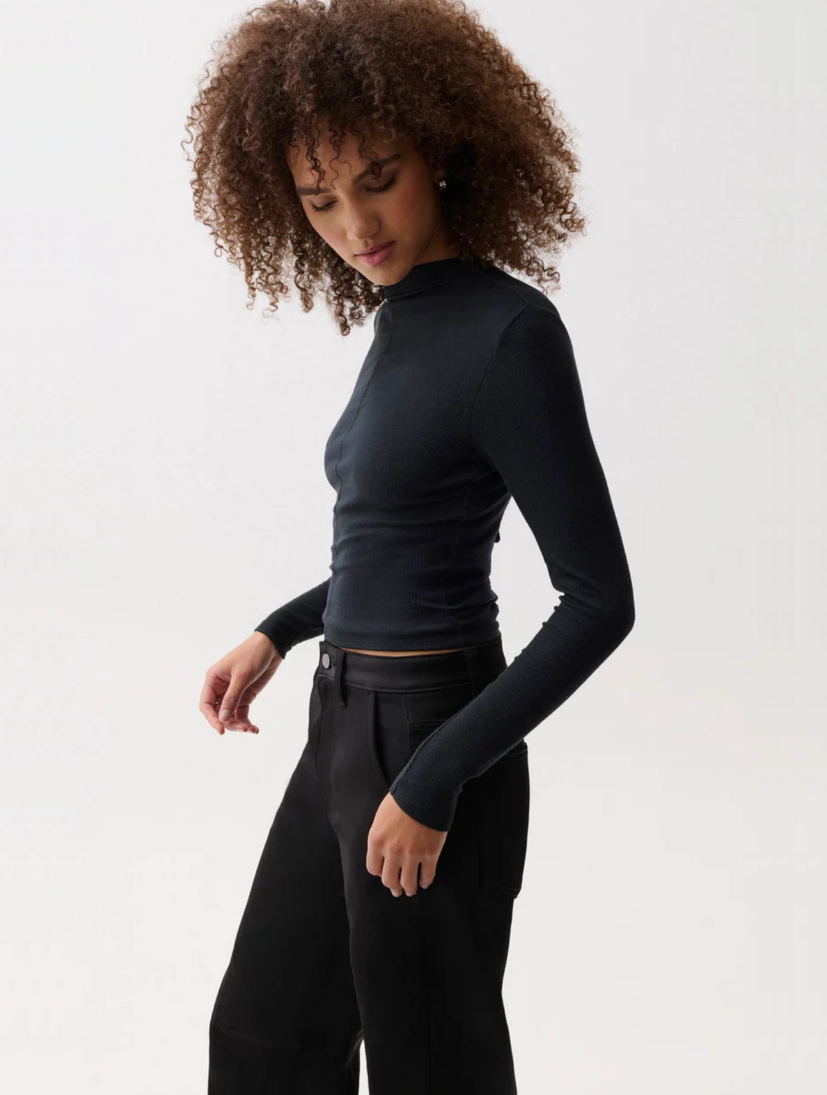 Dara Long Sleeve Funnel Neck Top