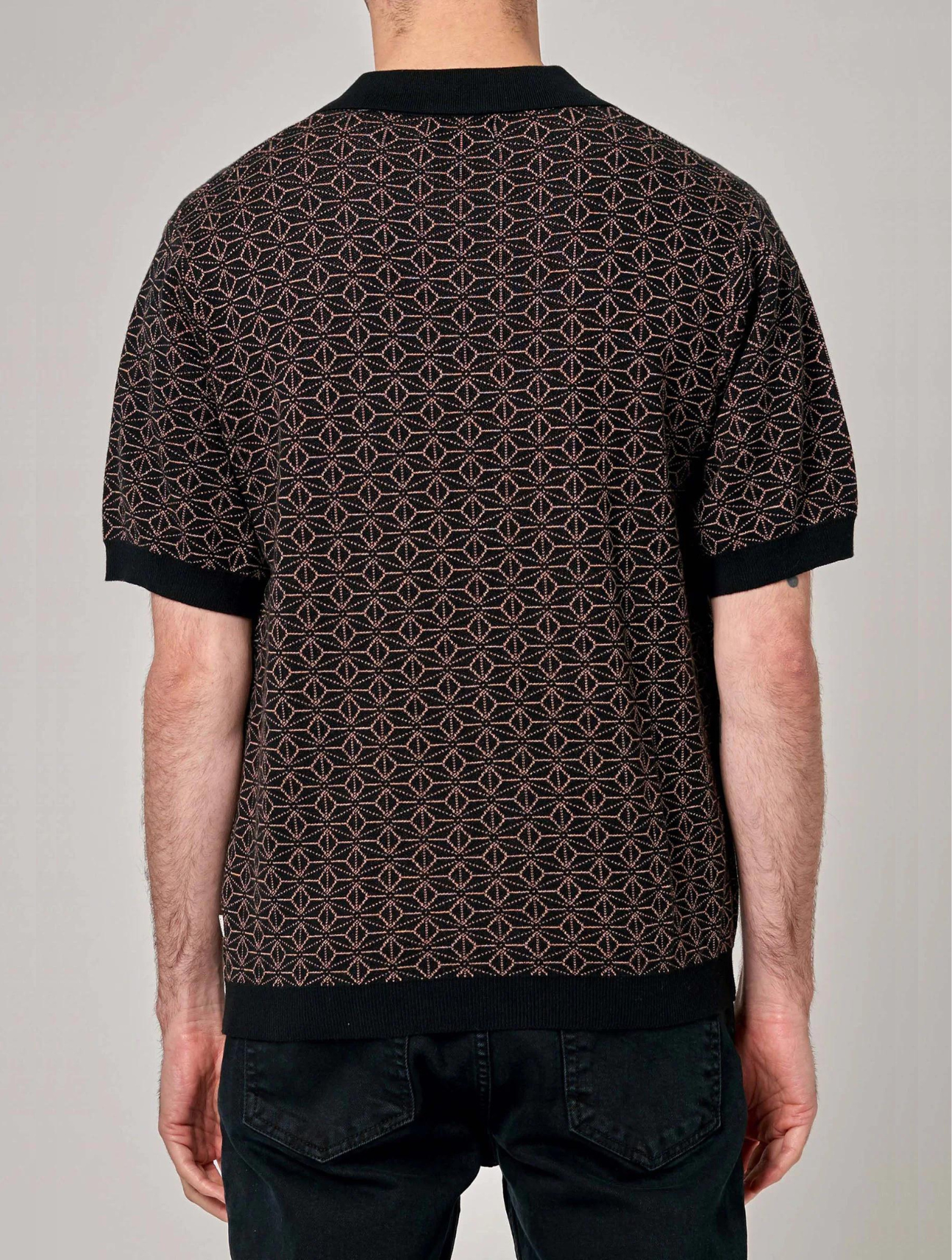 Bowler Pattern Knit Shirt