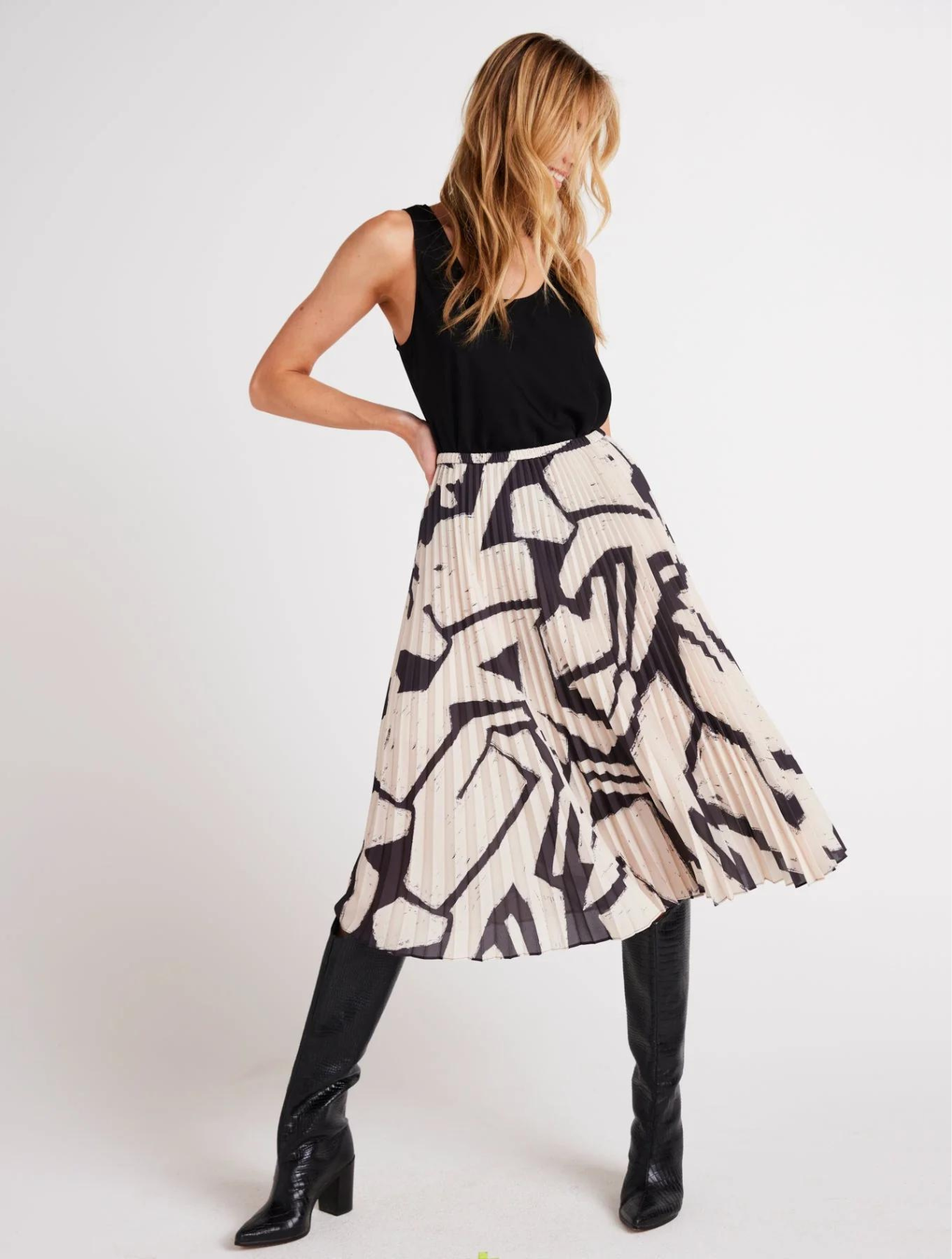 Knife Pleat Midi Skirt