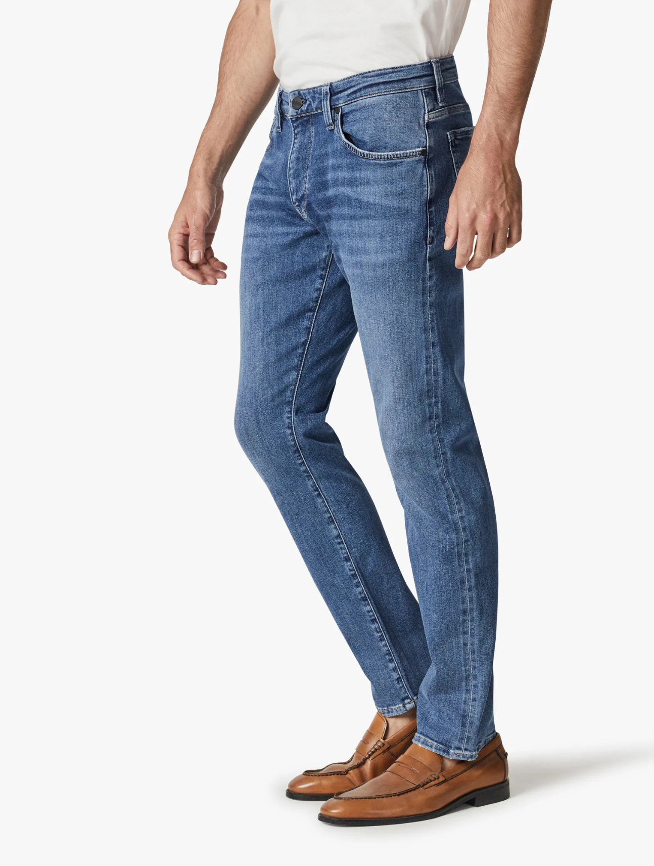 Cool Tapered Leg Jeans