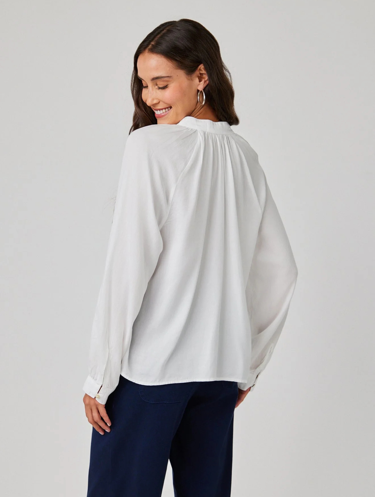 Flowy Pullover Raglan