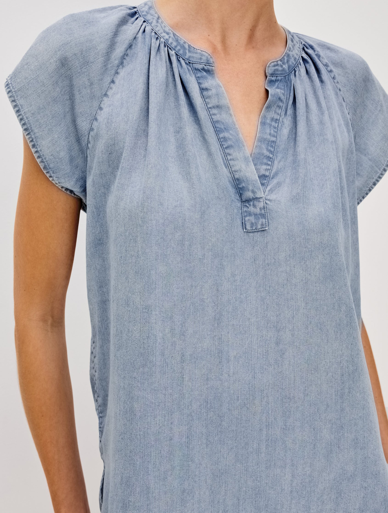 Maribel Top