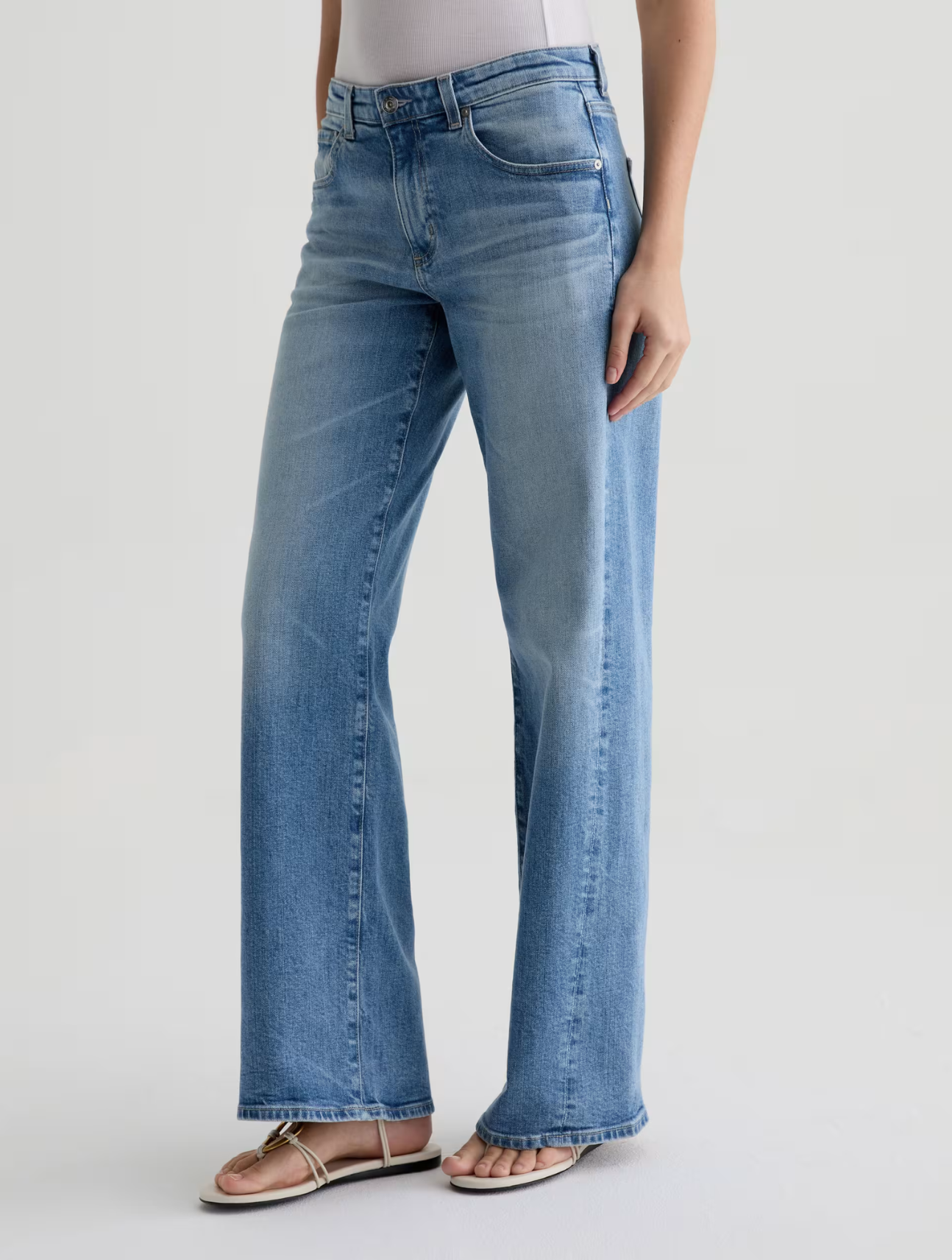 Adria Twisted Leg