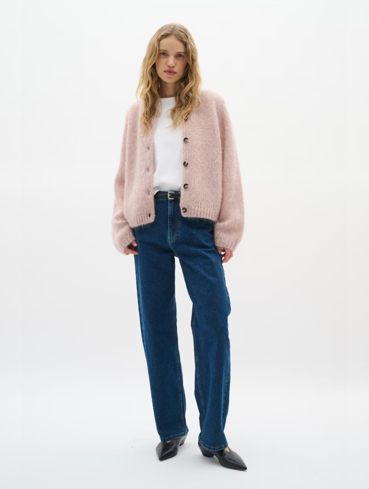 Jetra Cardigan