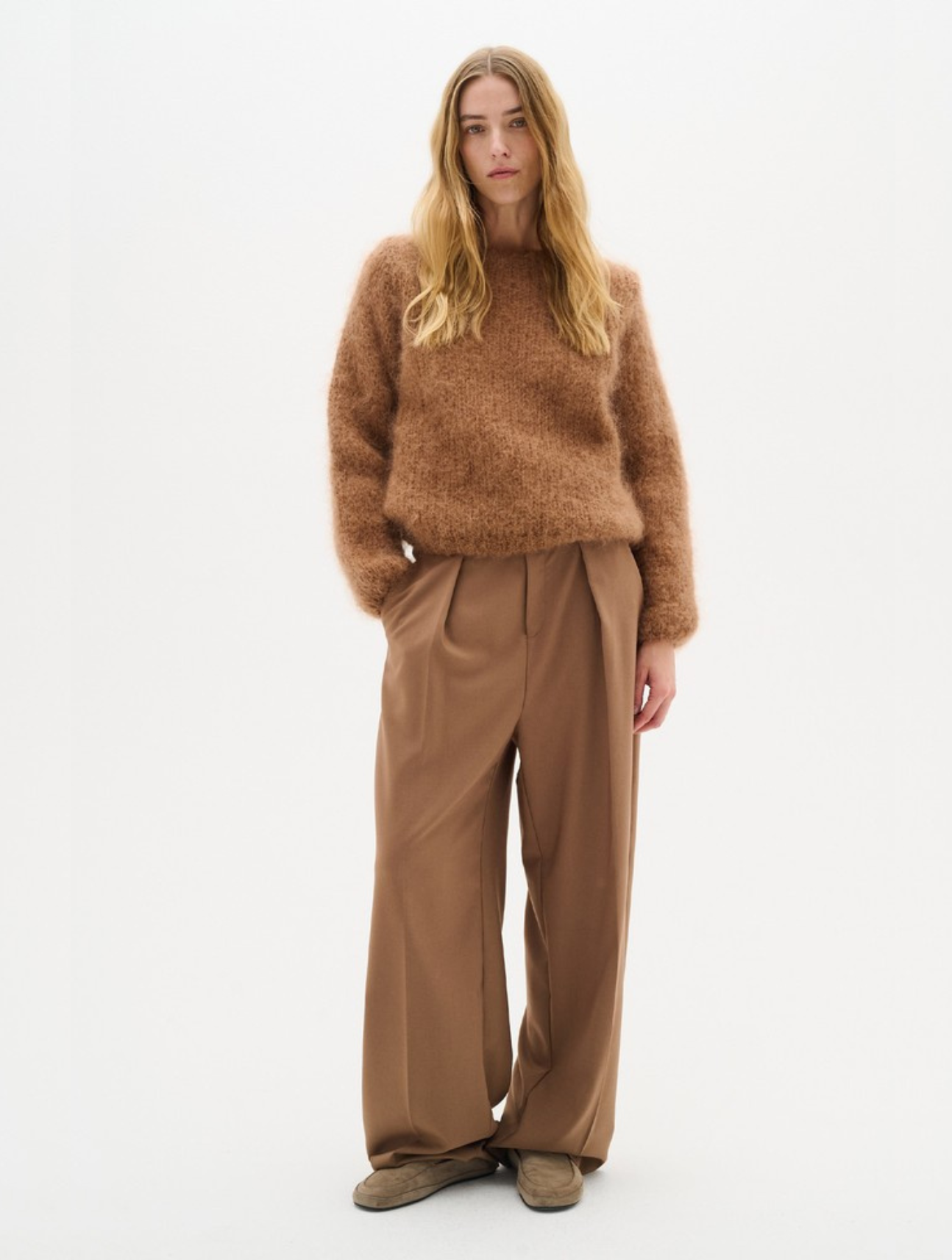 Jetra Pullover