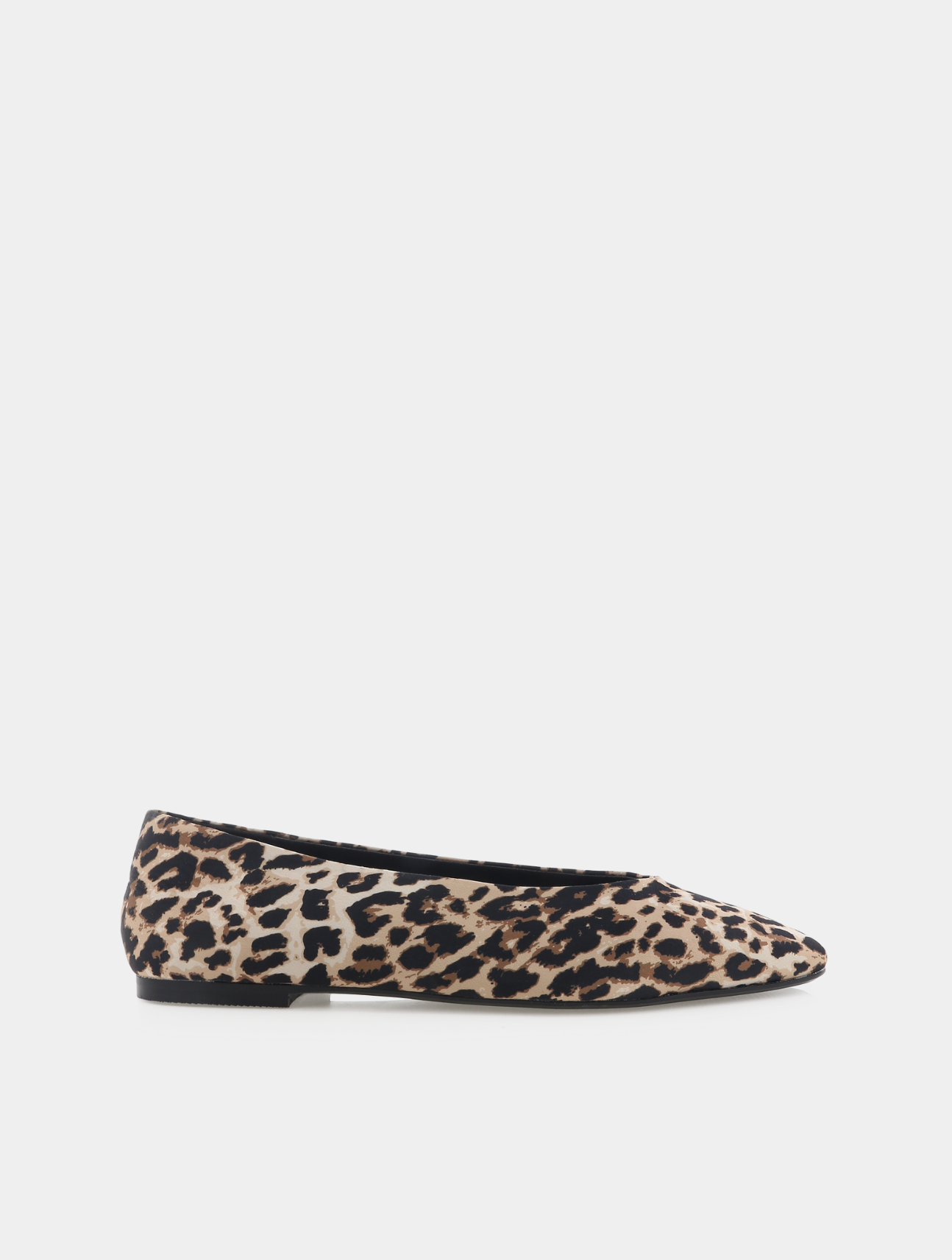 Suzie Flats