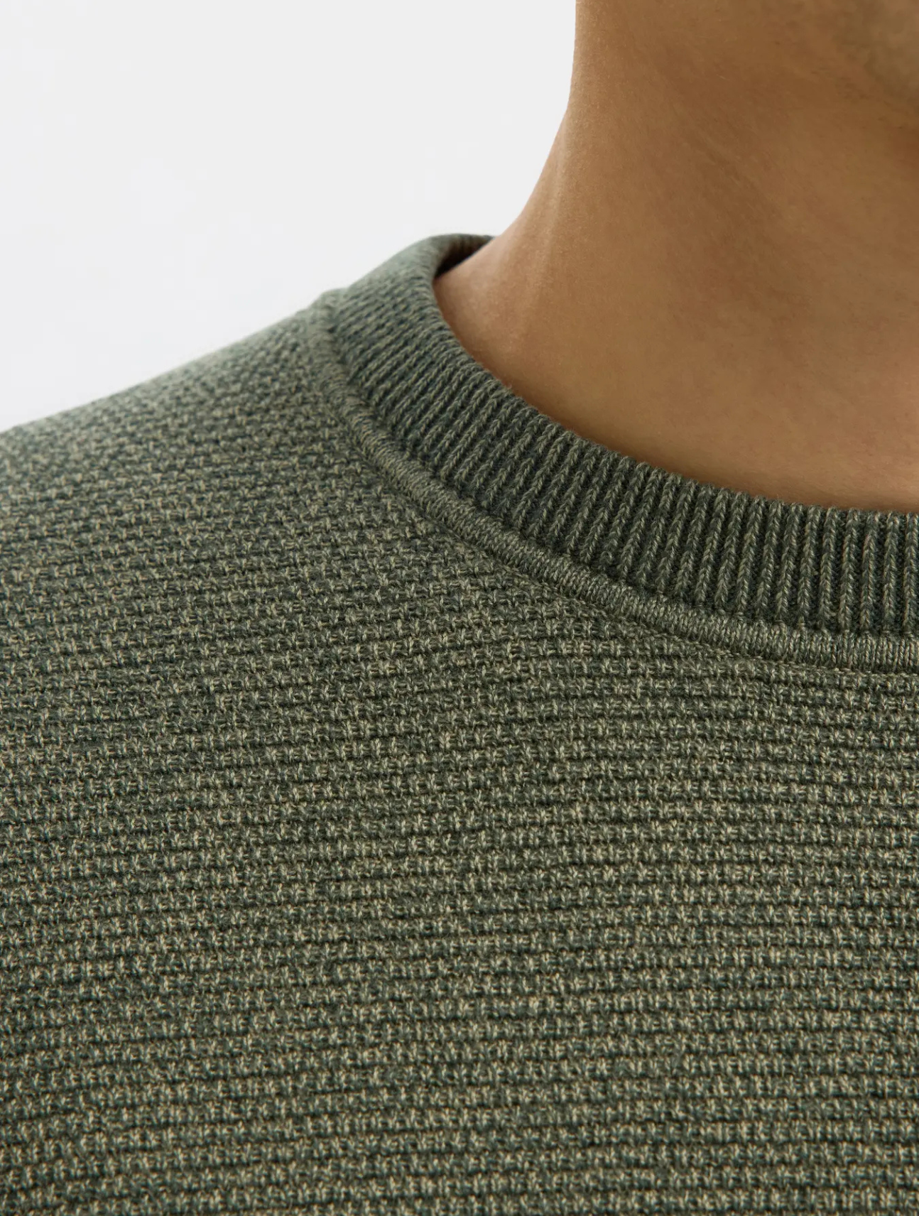 Ross Knit Structure Crew Neck
